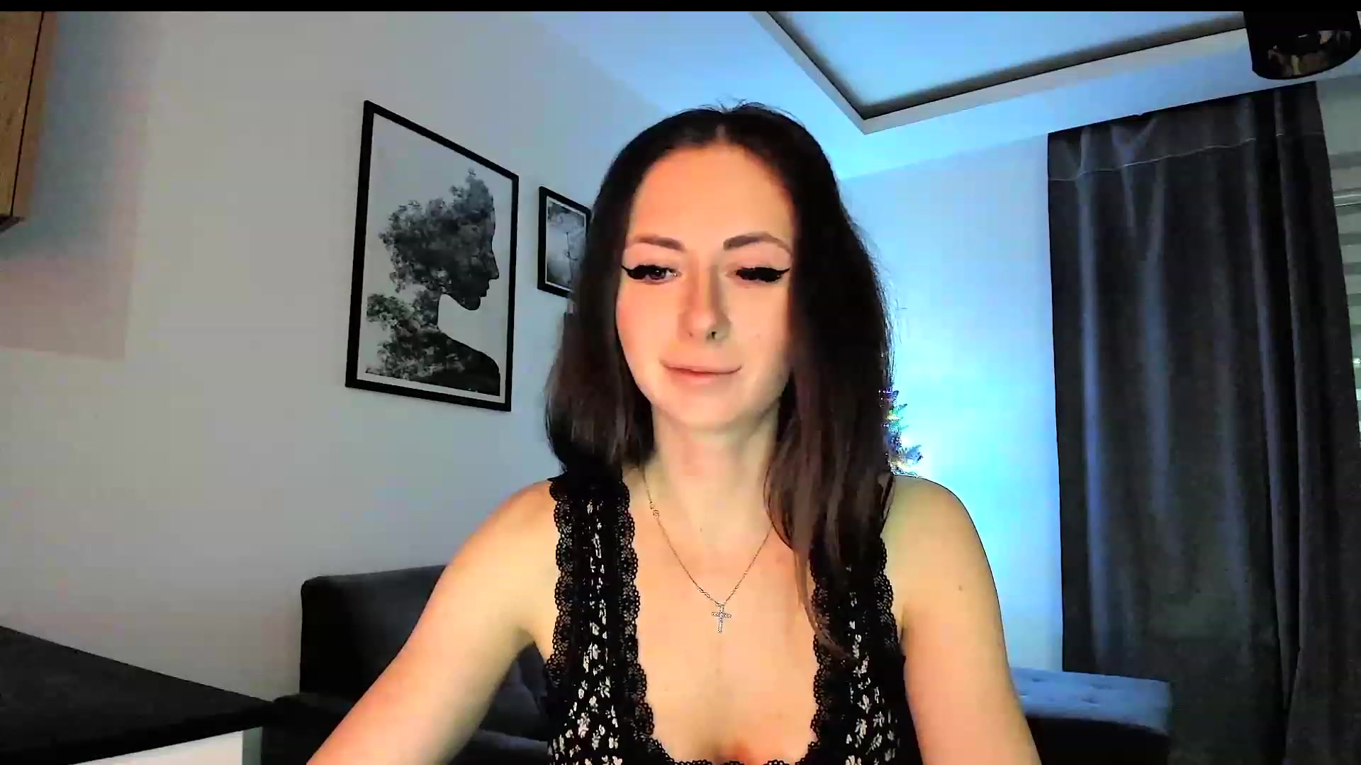 Gallery image thumbnail from Amber_Fry's myfreecams stream on, 01/17/2024, 19:41 image 18 of 20