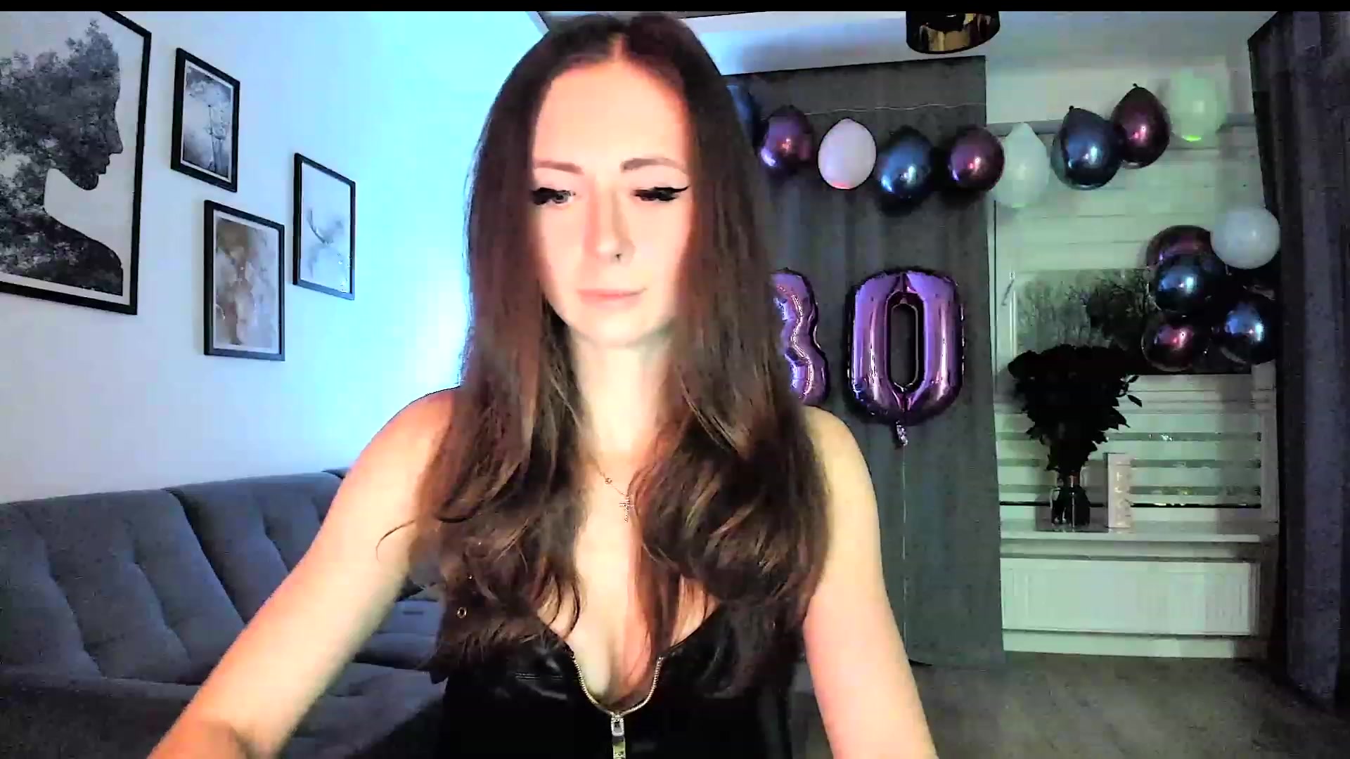 Gallery image thumbnail from Amber_Fry's myfreecams stream on, 01/19/2024, 16:32 image 4 of 20