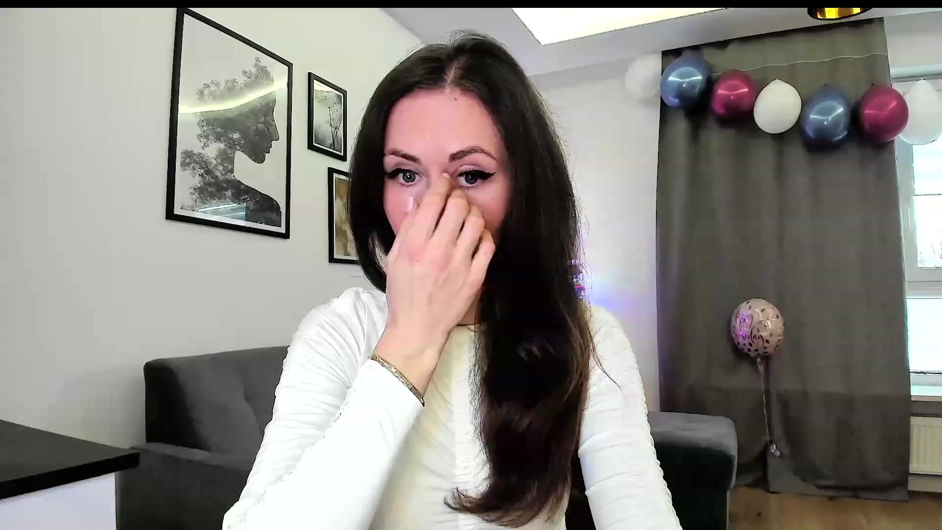 Gallery image thumbnail from Amber_Fry's myfreecams stream on, 01/24/2024, 14:59 image 18 of 20