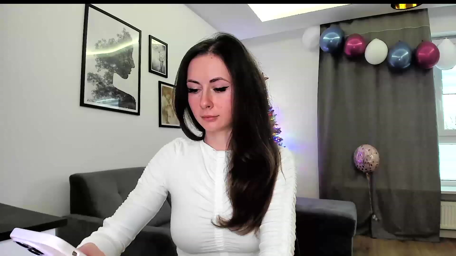 Gallery image thumbnail from Amber_Fry's myfreecams stream on, 01/24/2024, 14:59 image 19 of 20