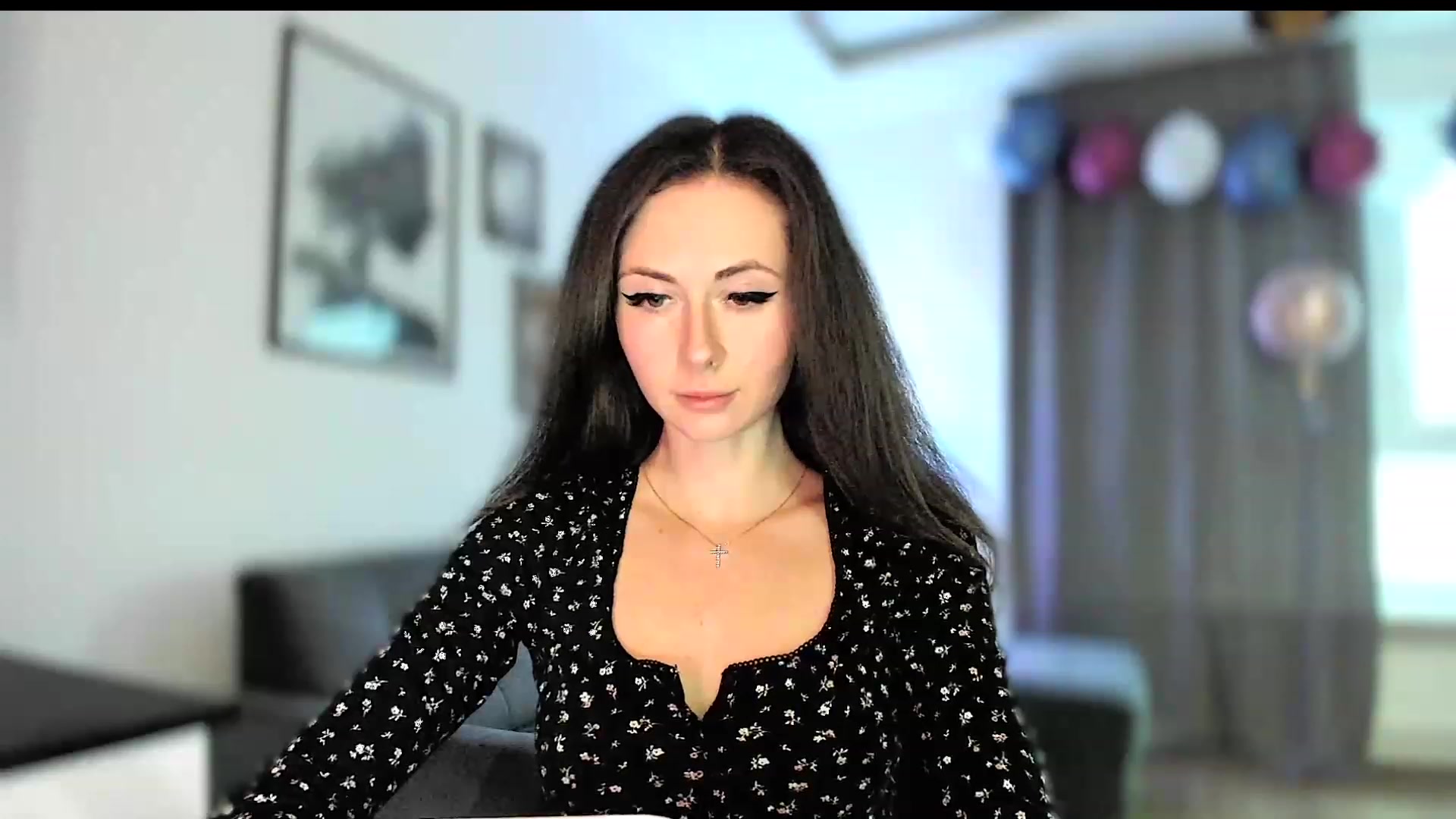 Gallery image thumbnail from Amber_Fry's myfreecams stream on, 01/27/2024, 14:37 image 19 of 20