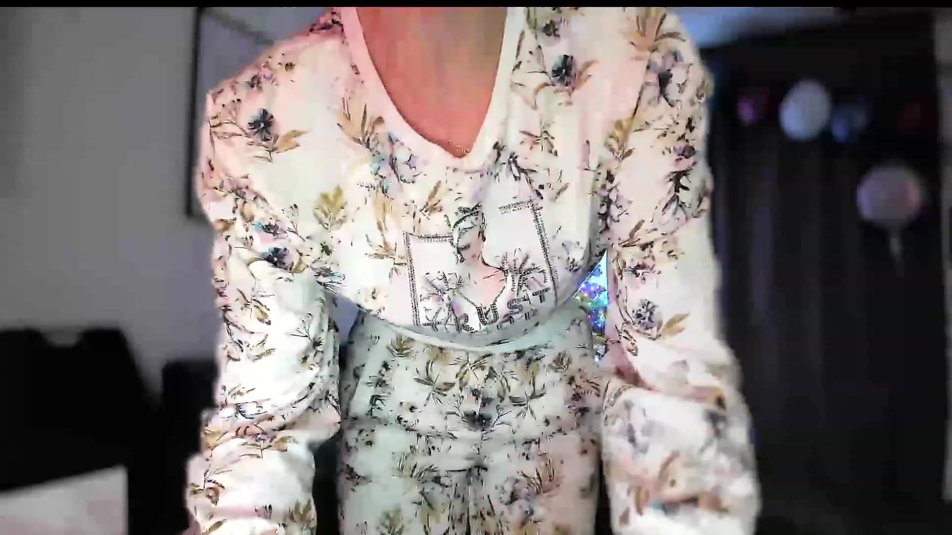 Gallery image thumbnail from Amber_Fry's myfreecams stream on, 01/28/2024, 17:46 image 15 of 20