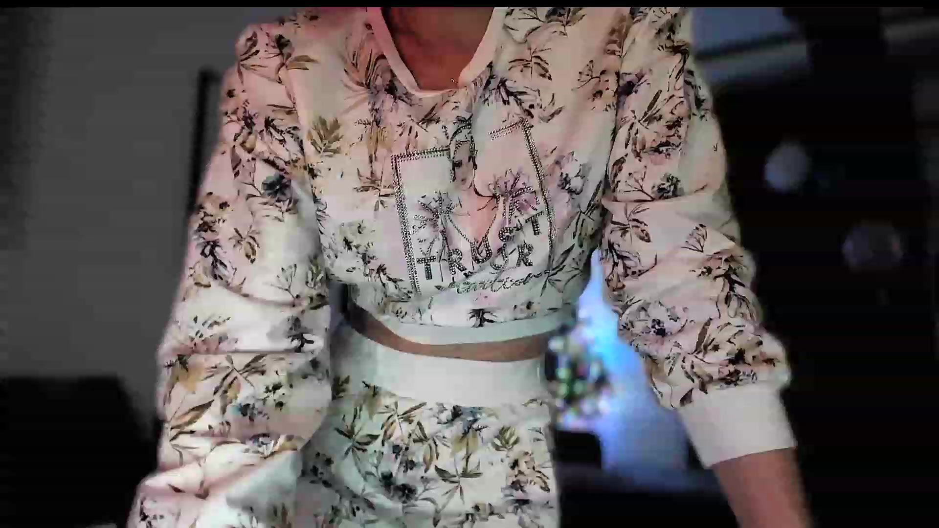 Gallery image thumbnail from Amber_Fry's myfreecams stream on, 01/28/2024, 17:46 image 5 of 20