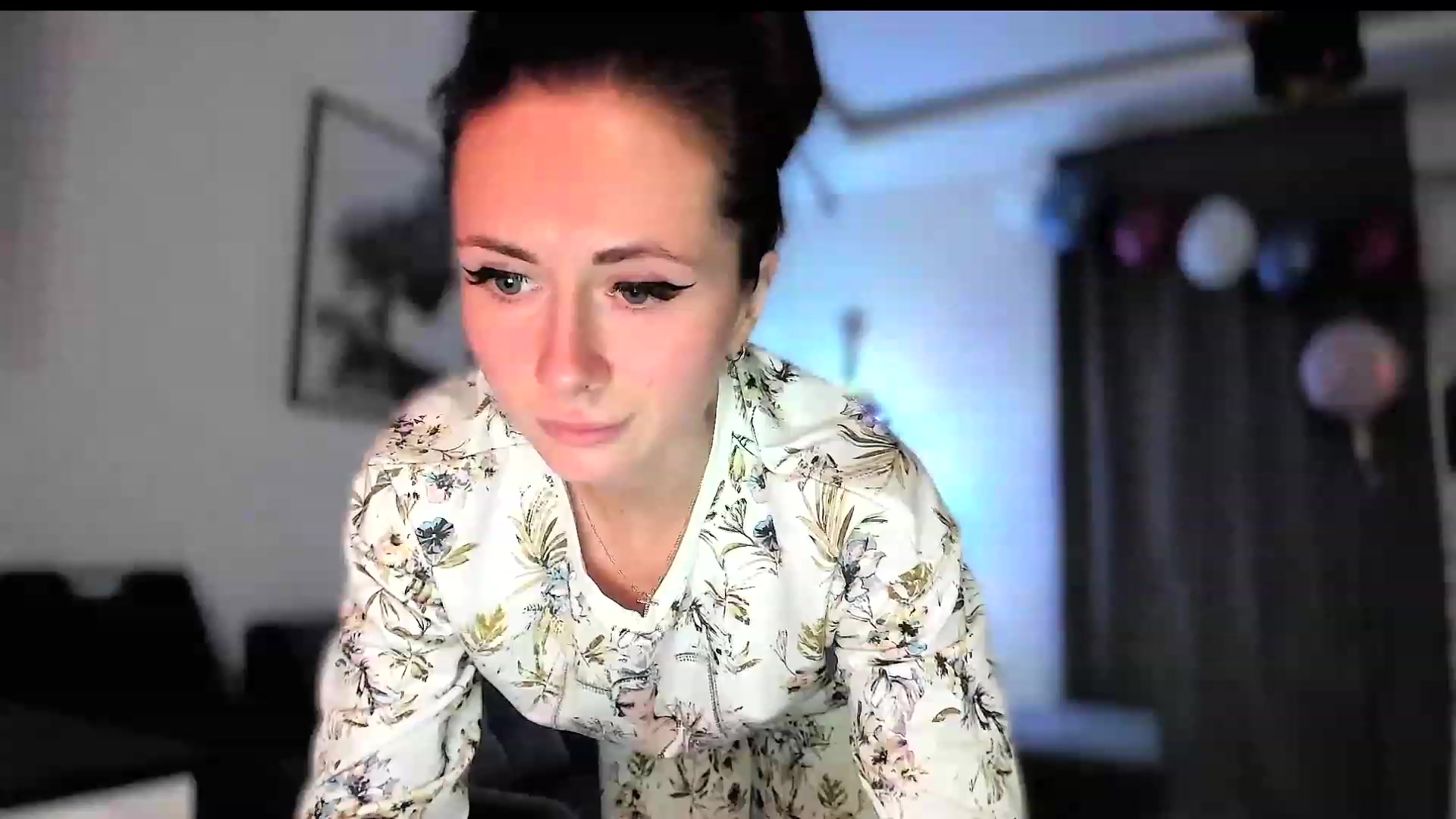 Gallery image thumbnail from Amber_Fry's myfreecams stream on, 01/28/2024, 17:46 image 19 of 20