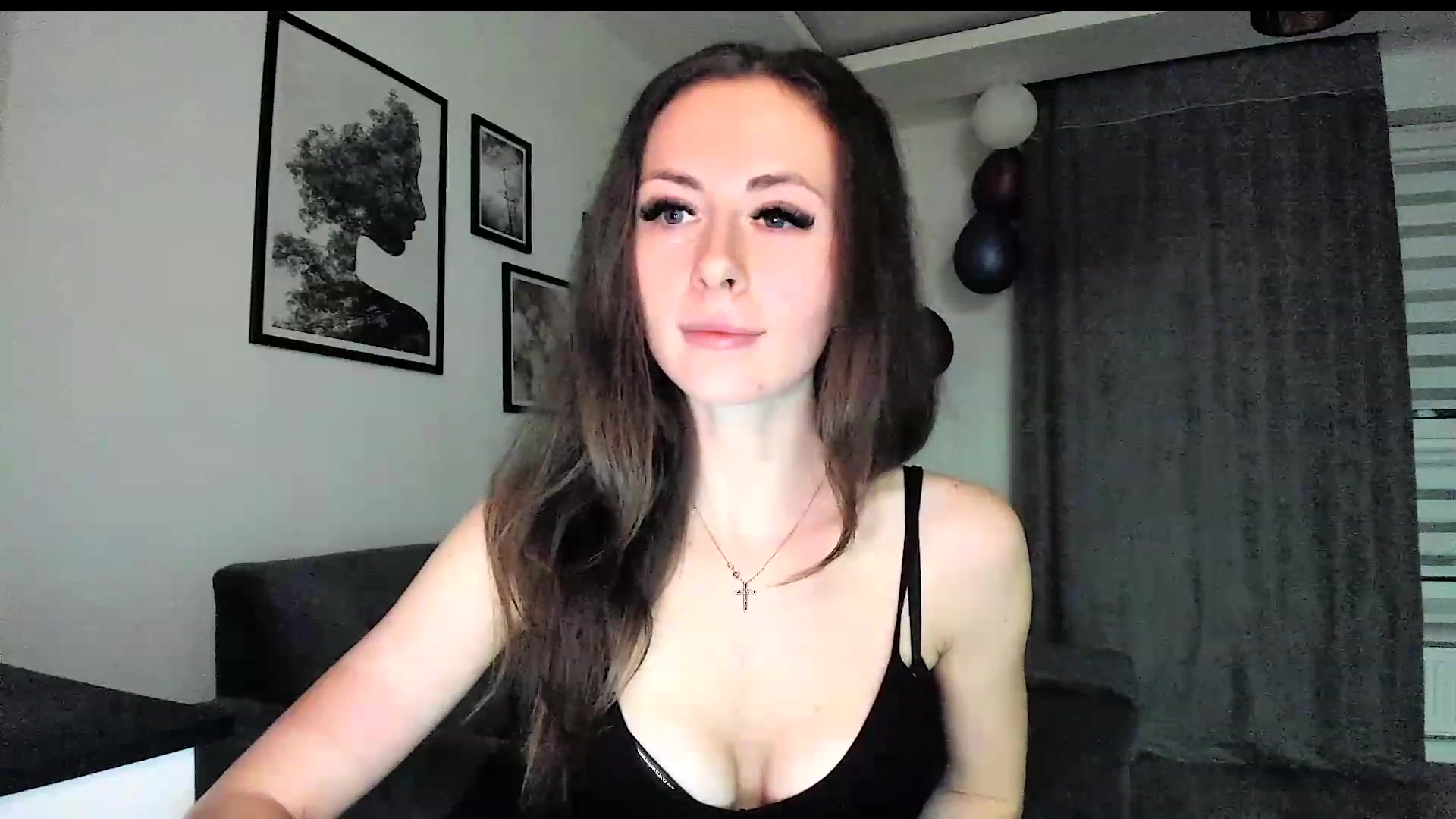 Gallery image thumbnail from Amber_Fry's myfreecams stream on, 01/31/2024, 17:07 image 19 of 20