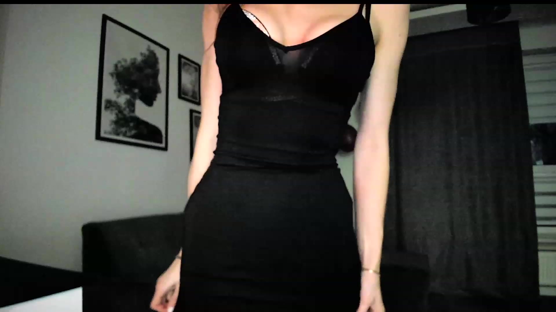 Gallery image thumbnail from Amber_Fry's myfreecams stream on, 01/31/2024, 17:07 image 2 of 20