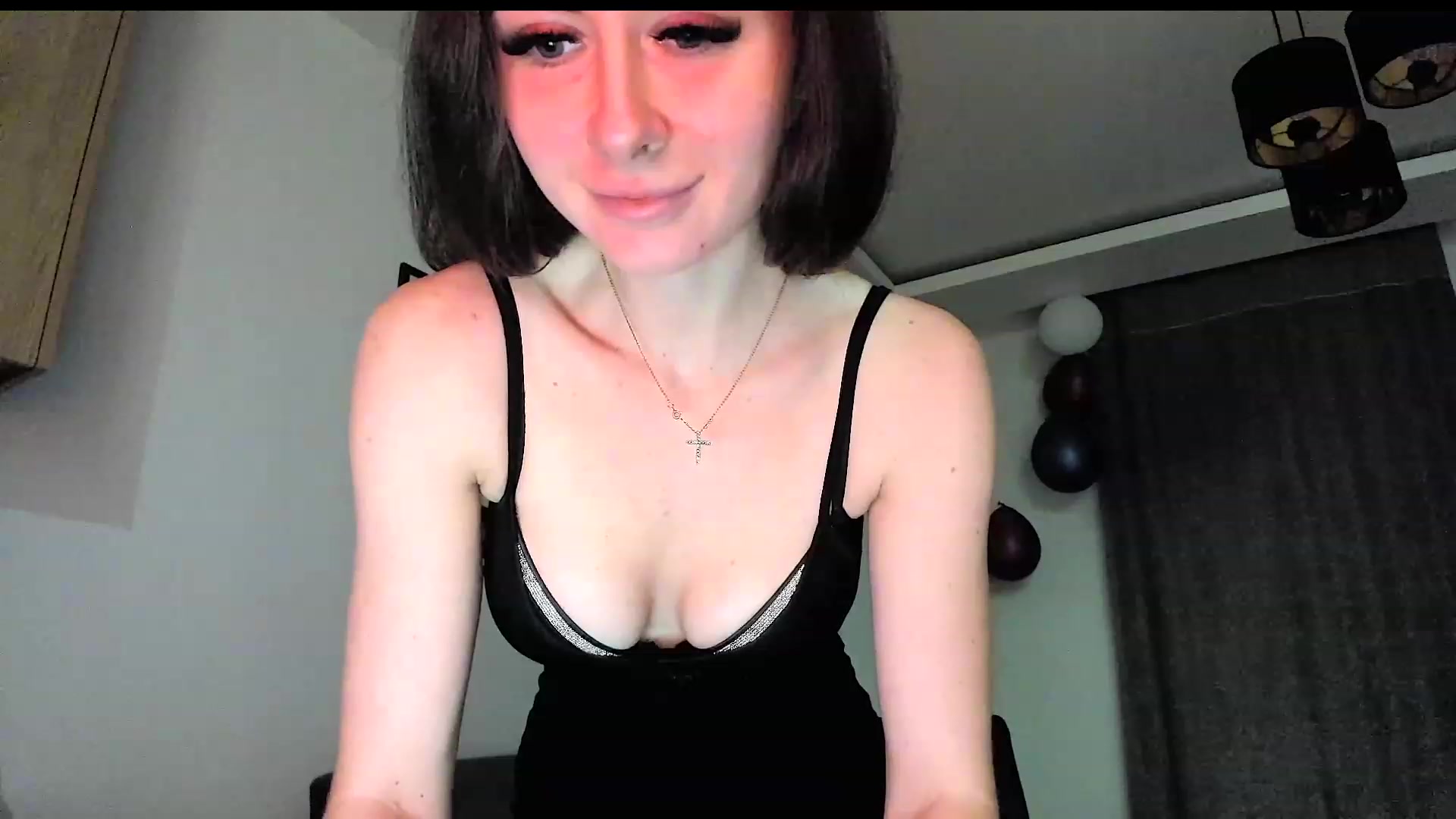 Gallery image thumbnail from Amber_Fry's myfreecams stream on, 01/31/2024, 17:07 image 3 of 20