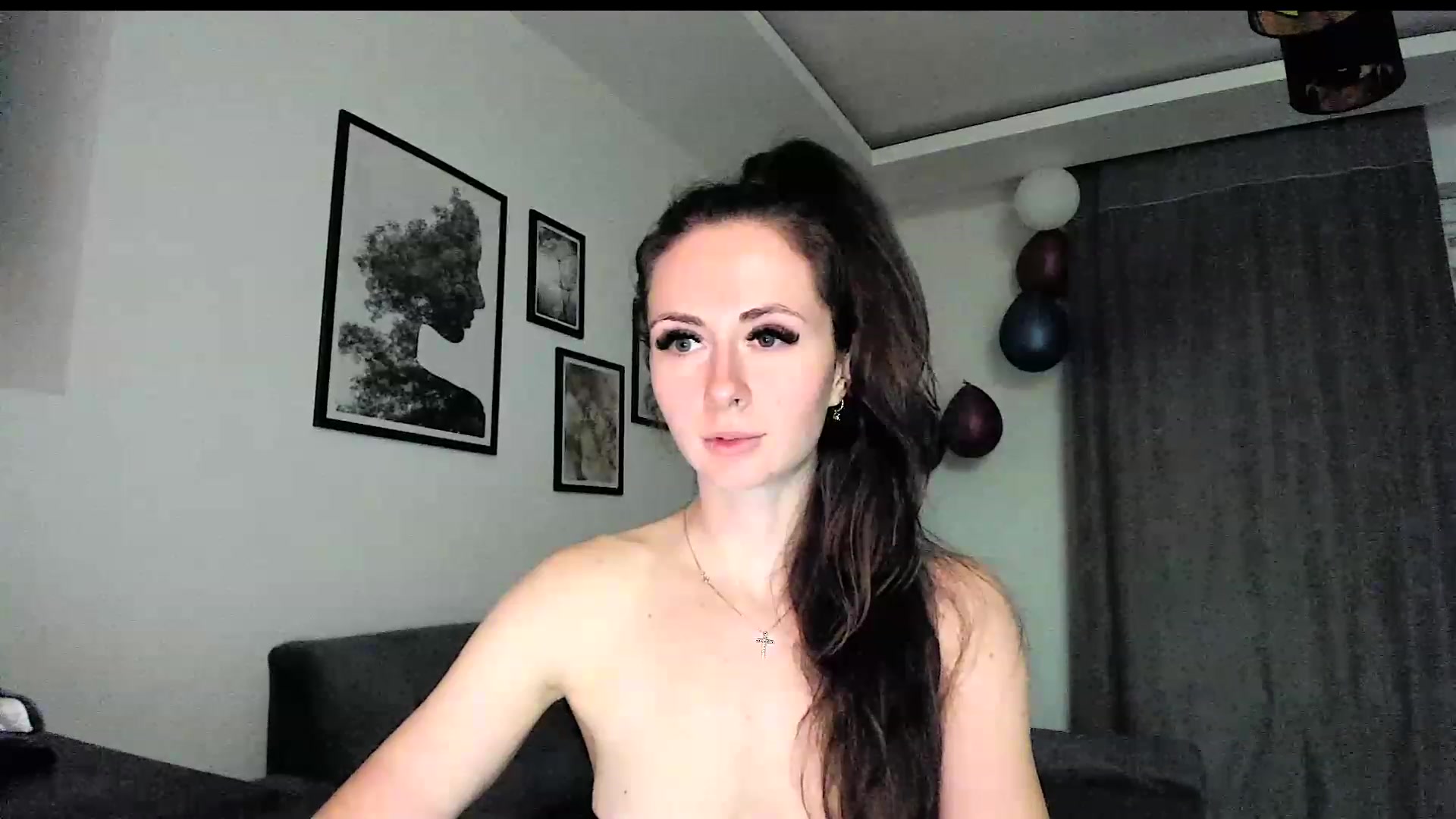 Gallery image thumbnail from Amber_Fry's myfreecams stream on, 01/31/2024, 18:32 image 12 of 20