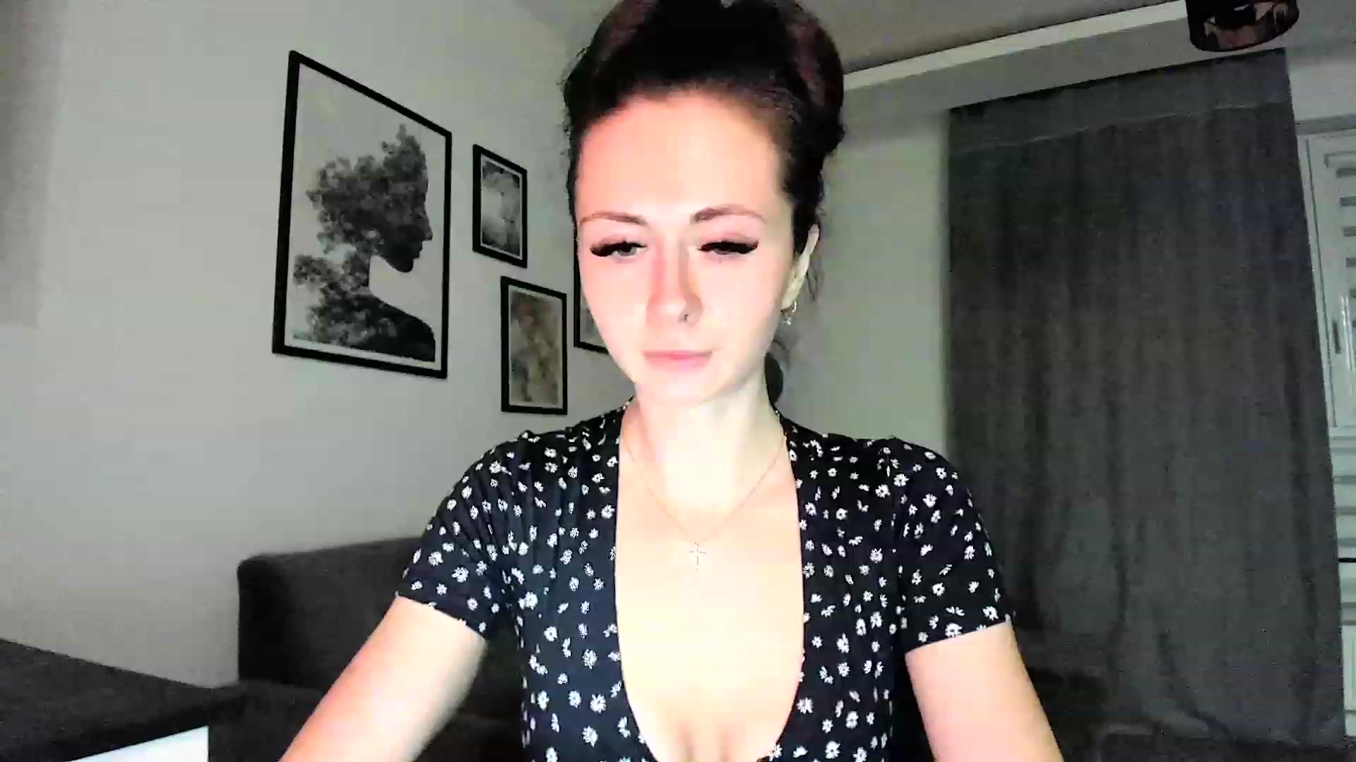 Gallery image thumbnail from Amber_Fry's myfreecams stream on, 02/05/2024, 19:25 image 3 of 20