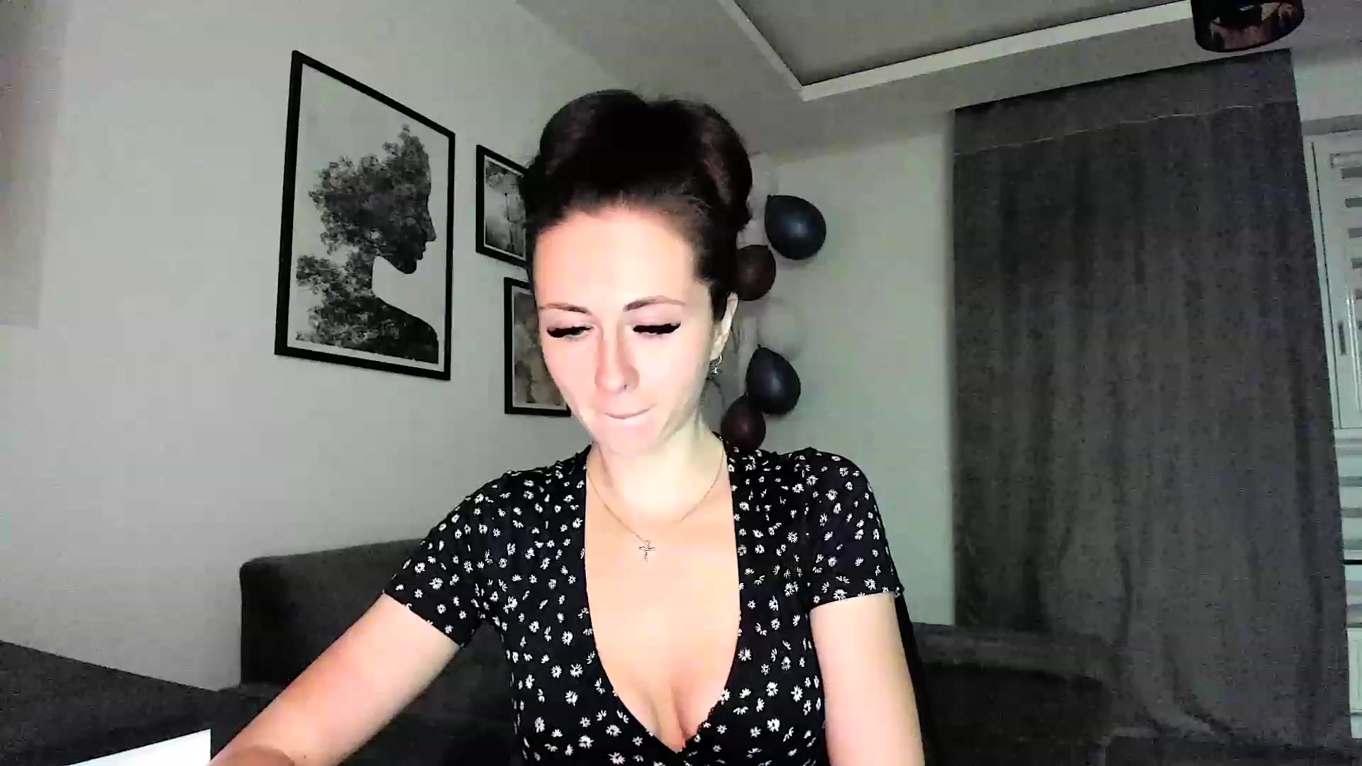 Gallery image thumbnail from Amber_Fry's myfreecams stream on, 02/05/2024, 19:25 image 1 of 20