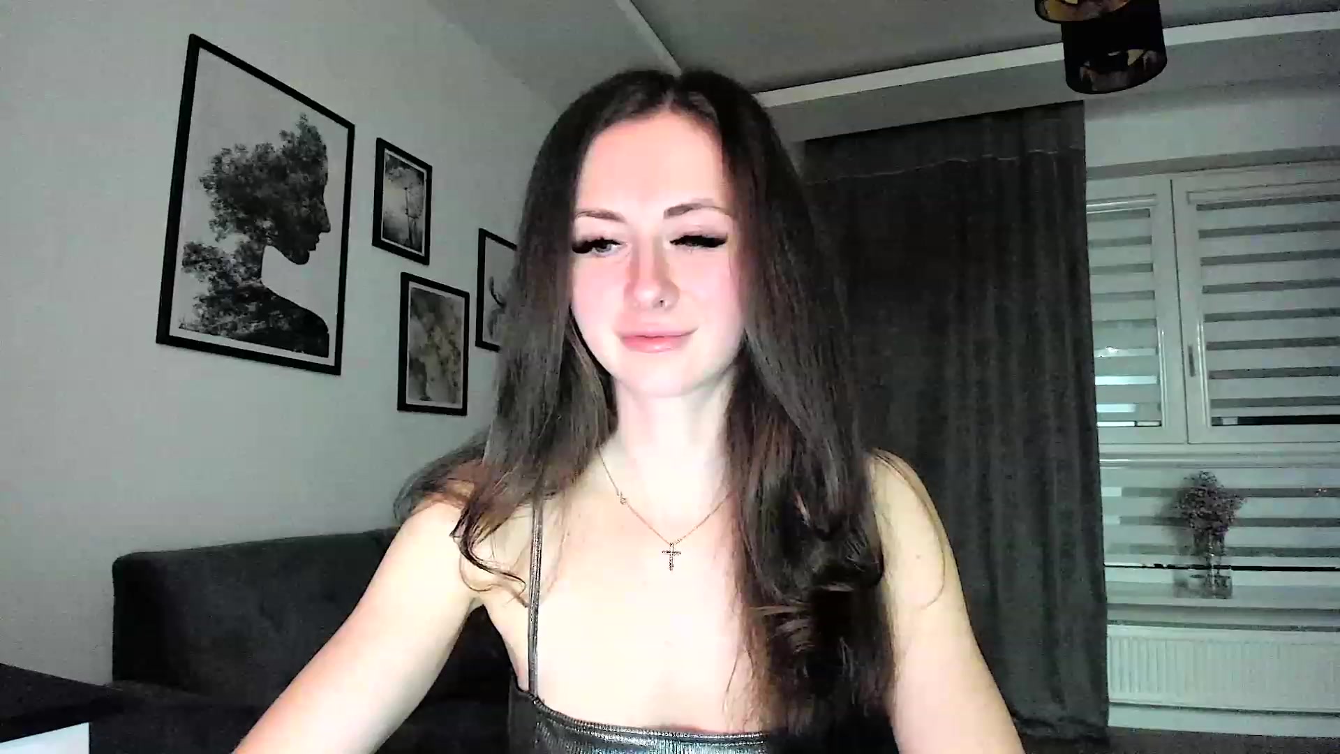Gallery image thumbnail from Amber_Fry's myfreecams stream on, 02/06/2024, 16:37 image 19 of 20