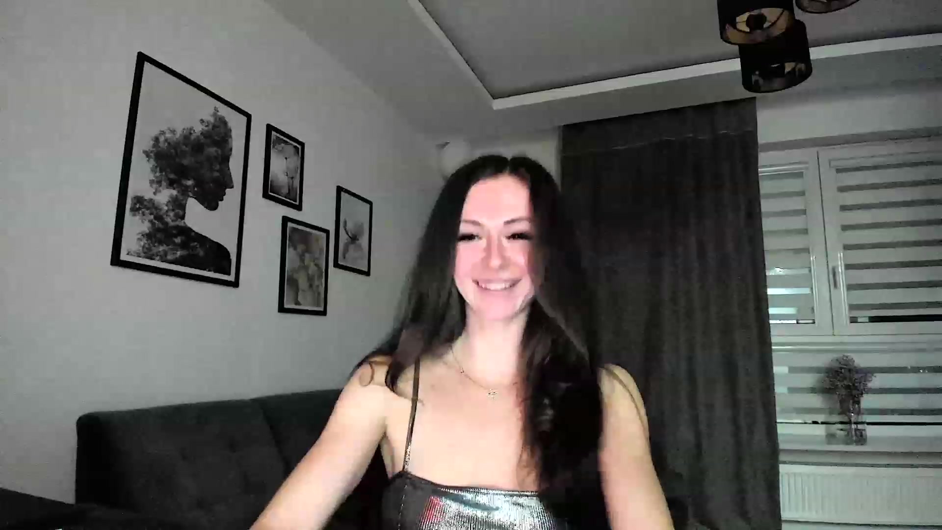 Gallery image thumbnail from Amber_Fry's myfreecams stream on, 02/06/2024, 16:37 image 18 of 20
