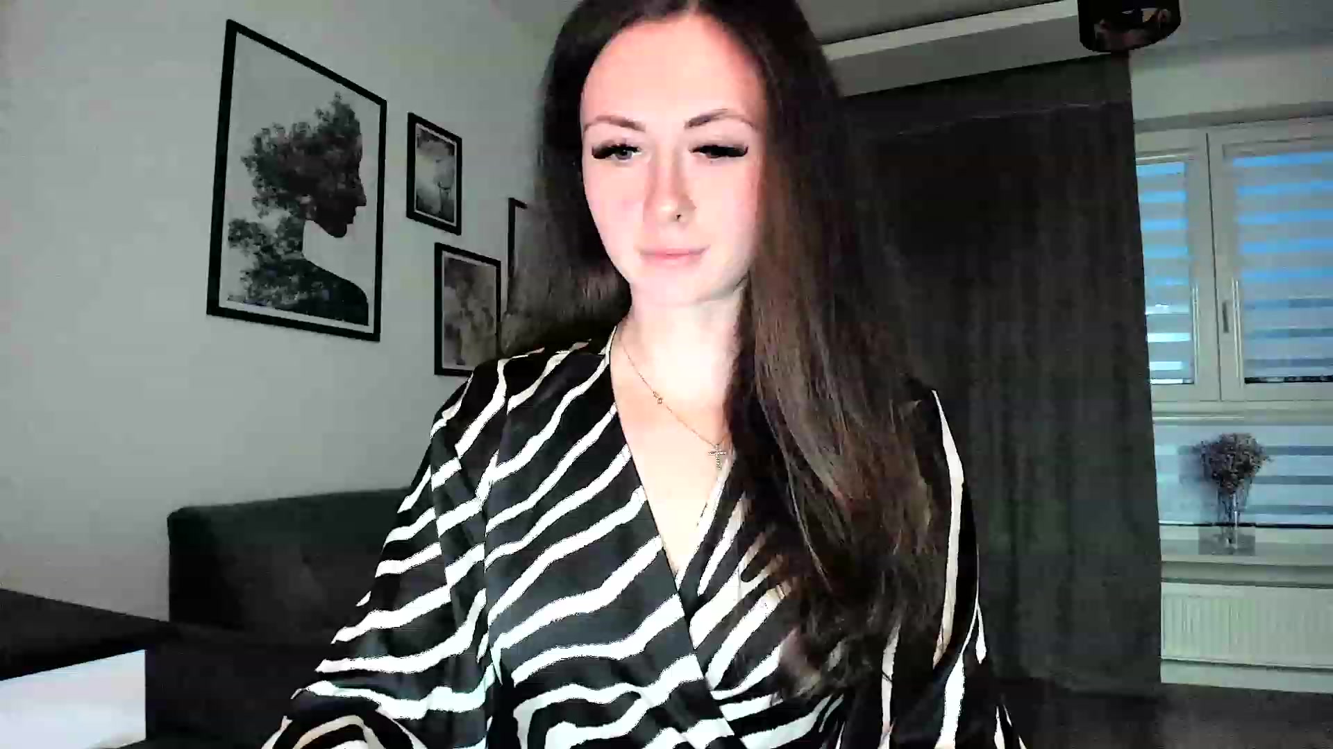 Gallery image thumbnail from Amber_Fry's myfreecams stream on, 02/08/2024, 16:10 image 5 of 20