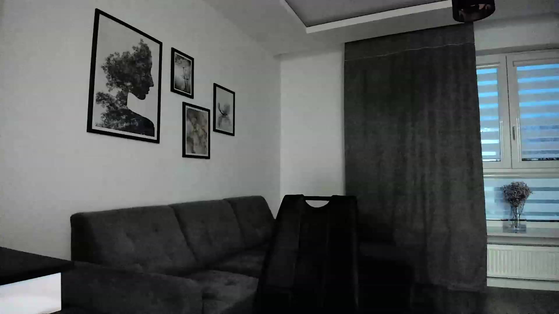 Gallery image thumbnail from Amber_Fry's myfreecams stream on, 02/08/2024, 16:10 image 2 of 20