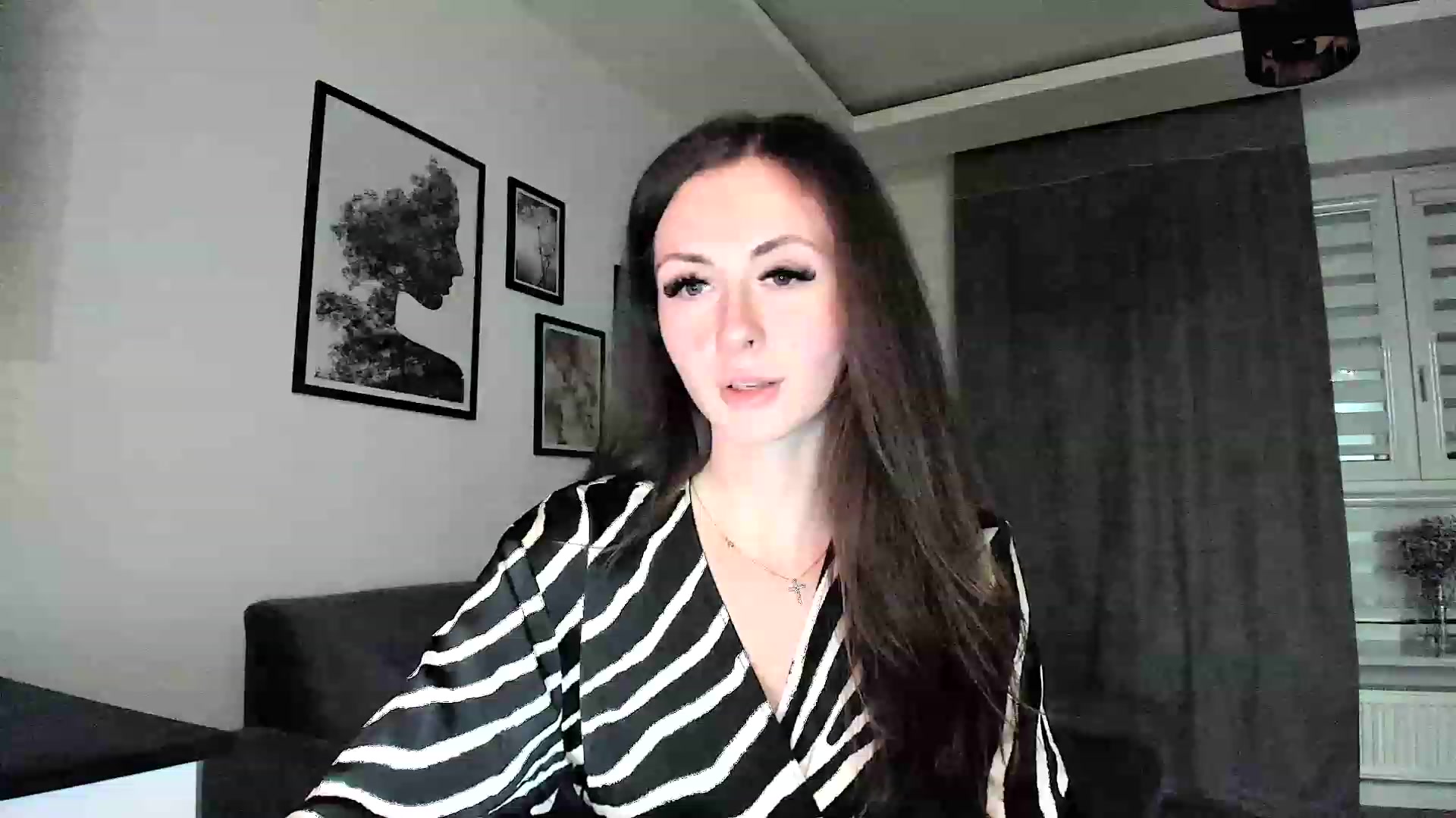 Gallery image thumbnail from Amber_Fry's myfreecams stream on, 02/08/2024, 16:54 image 2 of 20