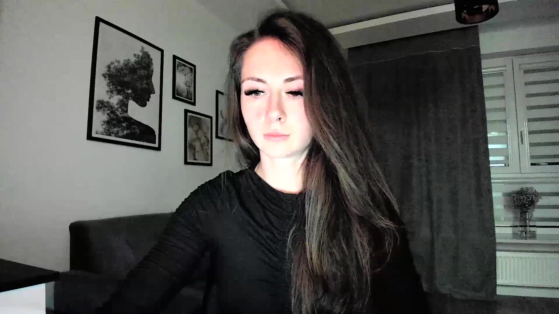 Gallery image thumbnail from Amber_Fry's myfreecams stream on, 02/08/2024, 19:47 image 19 of 20