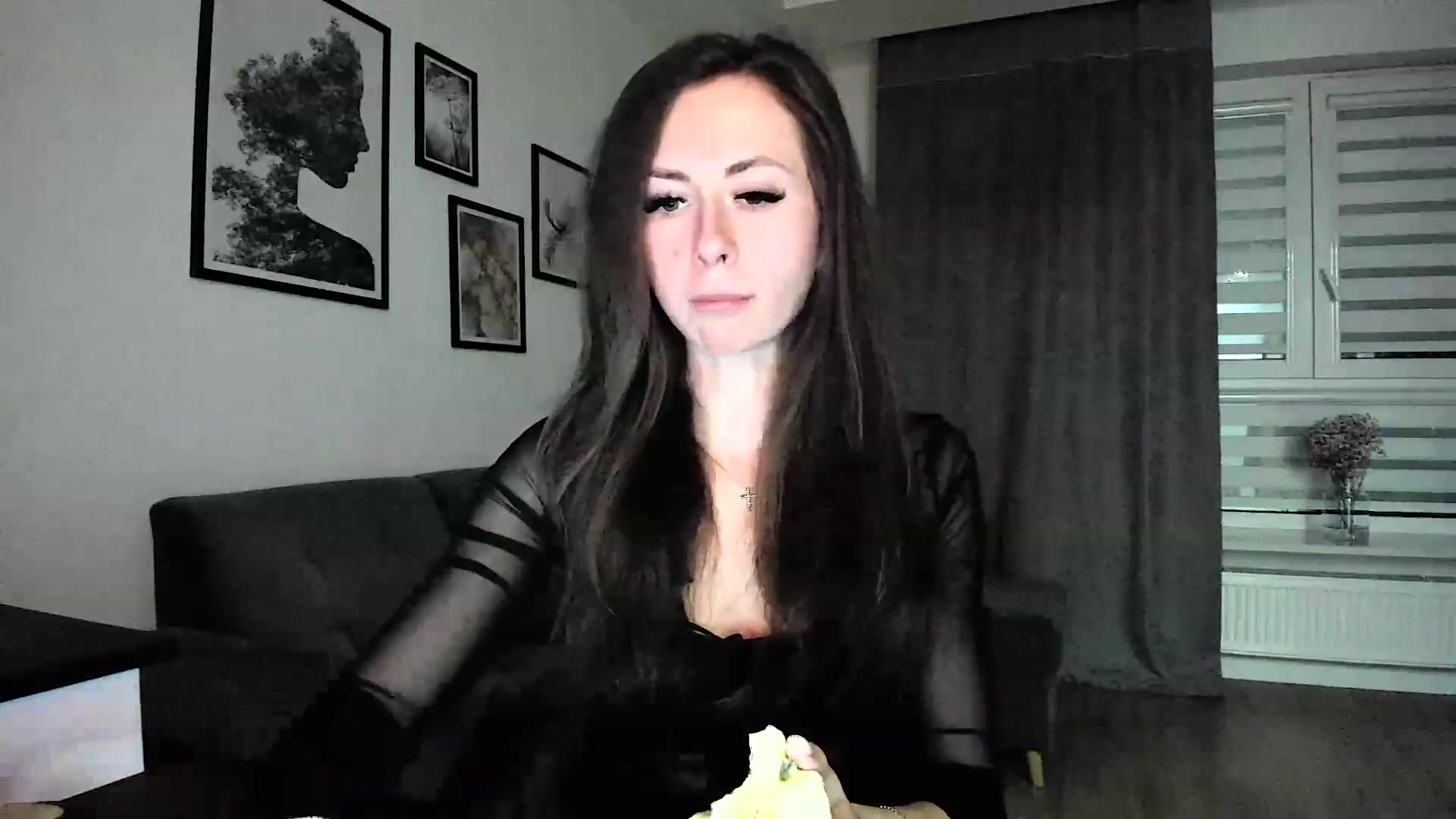 Gallery image thumbnail from Amber_Fry's myfreecams stream on, 02/09/2024, 17:08 image 4 of 20