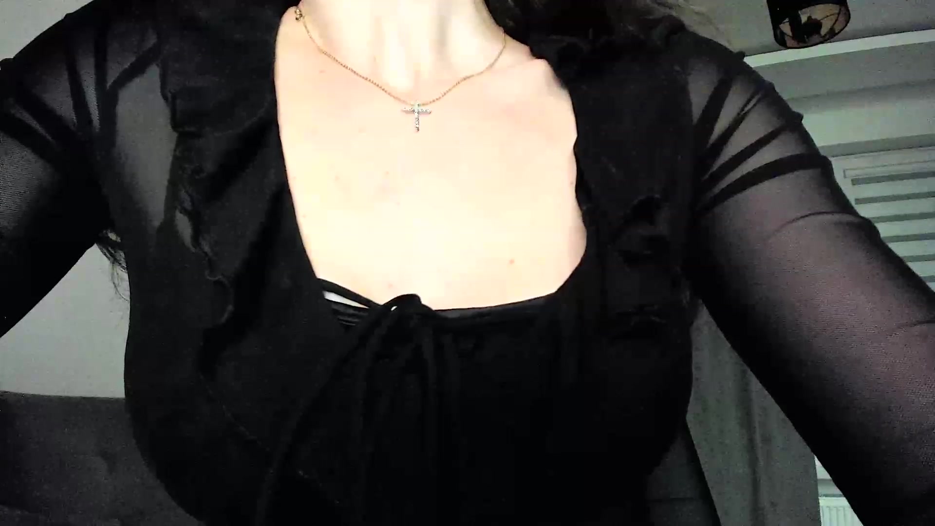Gallery image thumbnail from Amber_Fry's myfreecams stream on, 02/09/2024, 17:08 image 14 of 20
