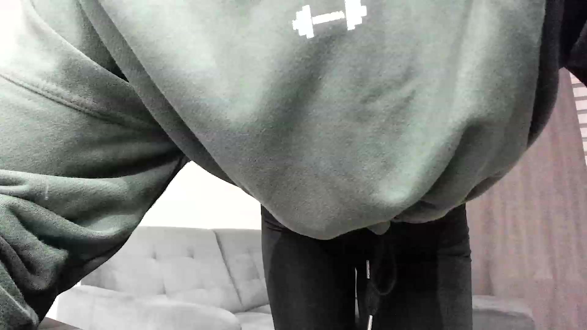 Gallery image thumbnail from Amber_Fry's myfreecams stream on, 02/10/2024, 16:27 image 10 of 20