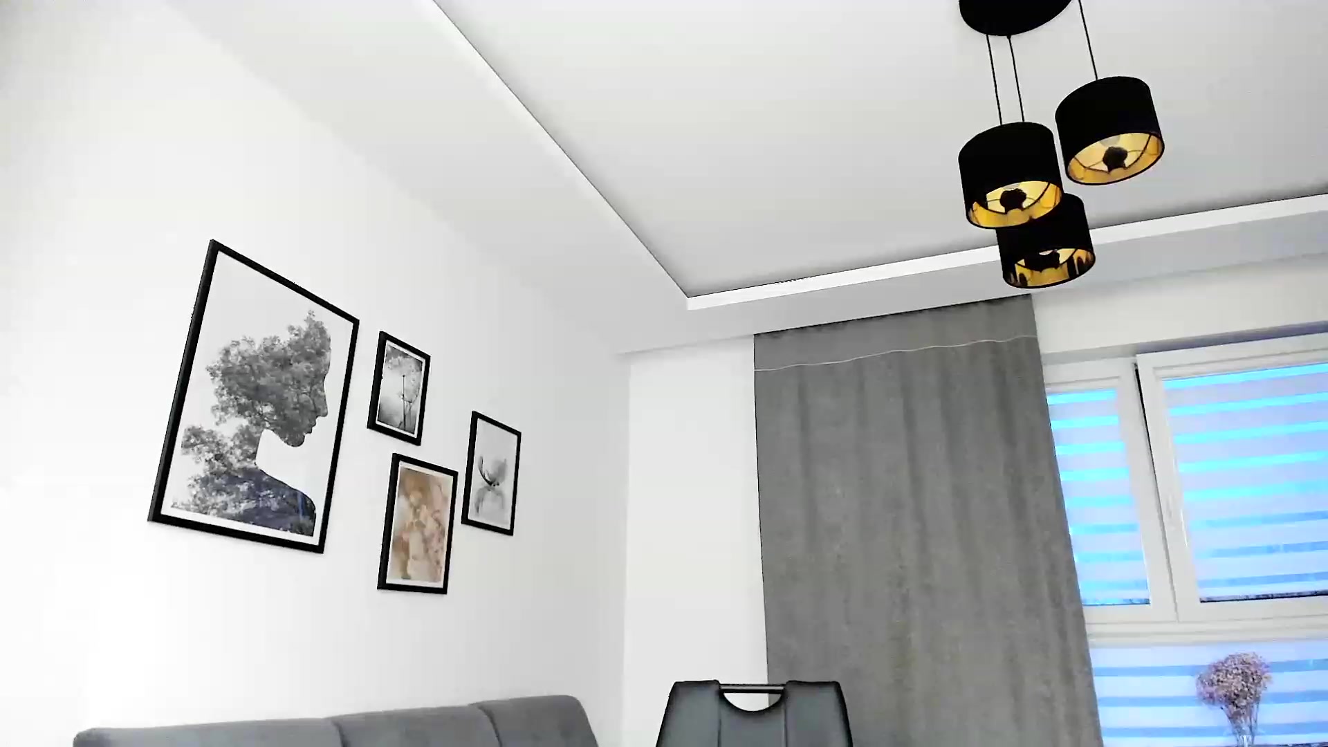 Gallery image thumbnail from Amber_Fry's myfreecams stream on, 02/11/2024, 16:11 image 16 of 20