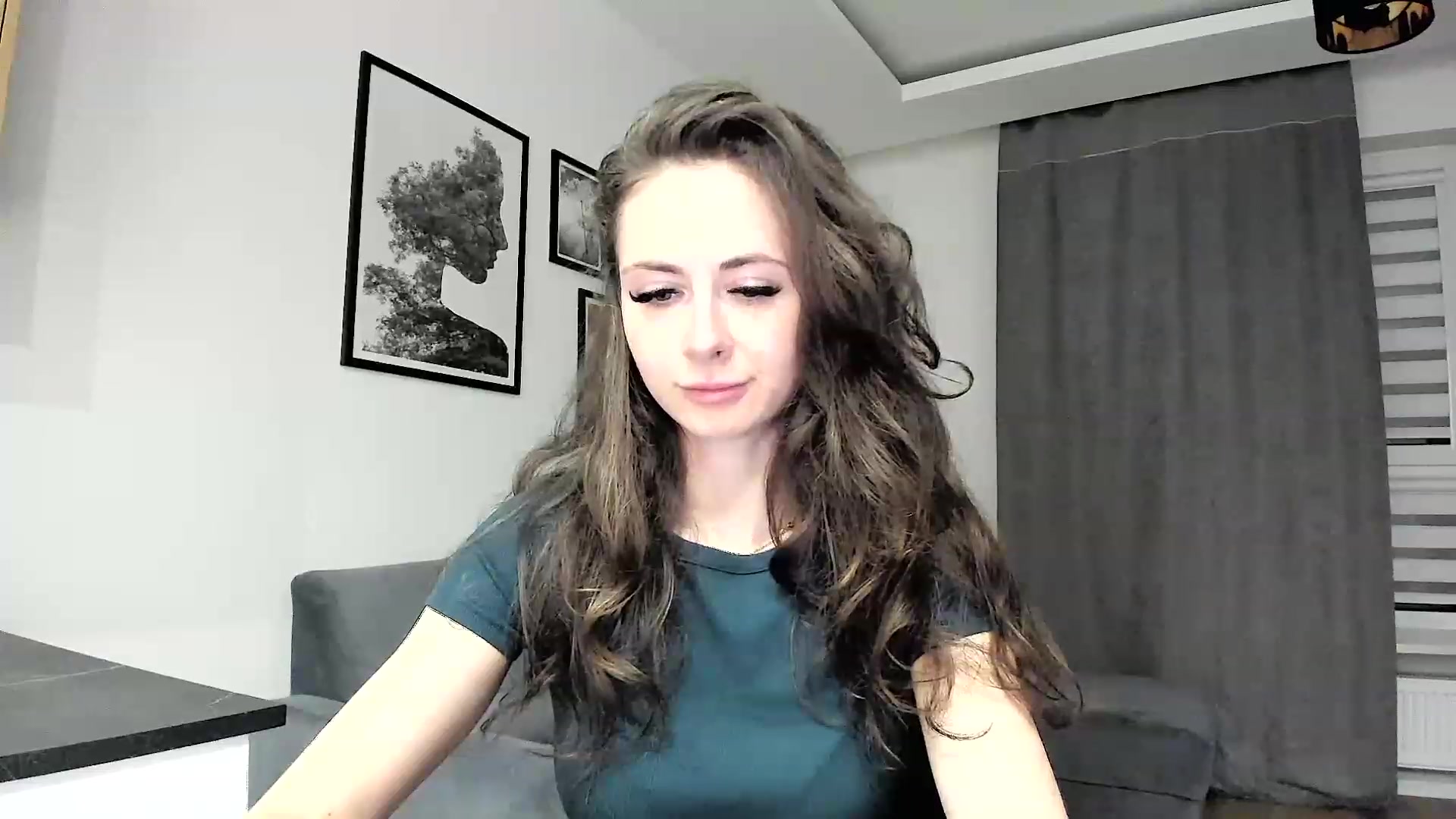 Gallery image thumbnail from Amber_Fry's myfreecams stream on, 02/12/2024, 18:51 image 15 of 20