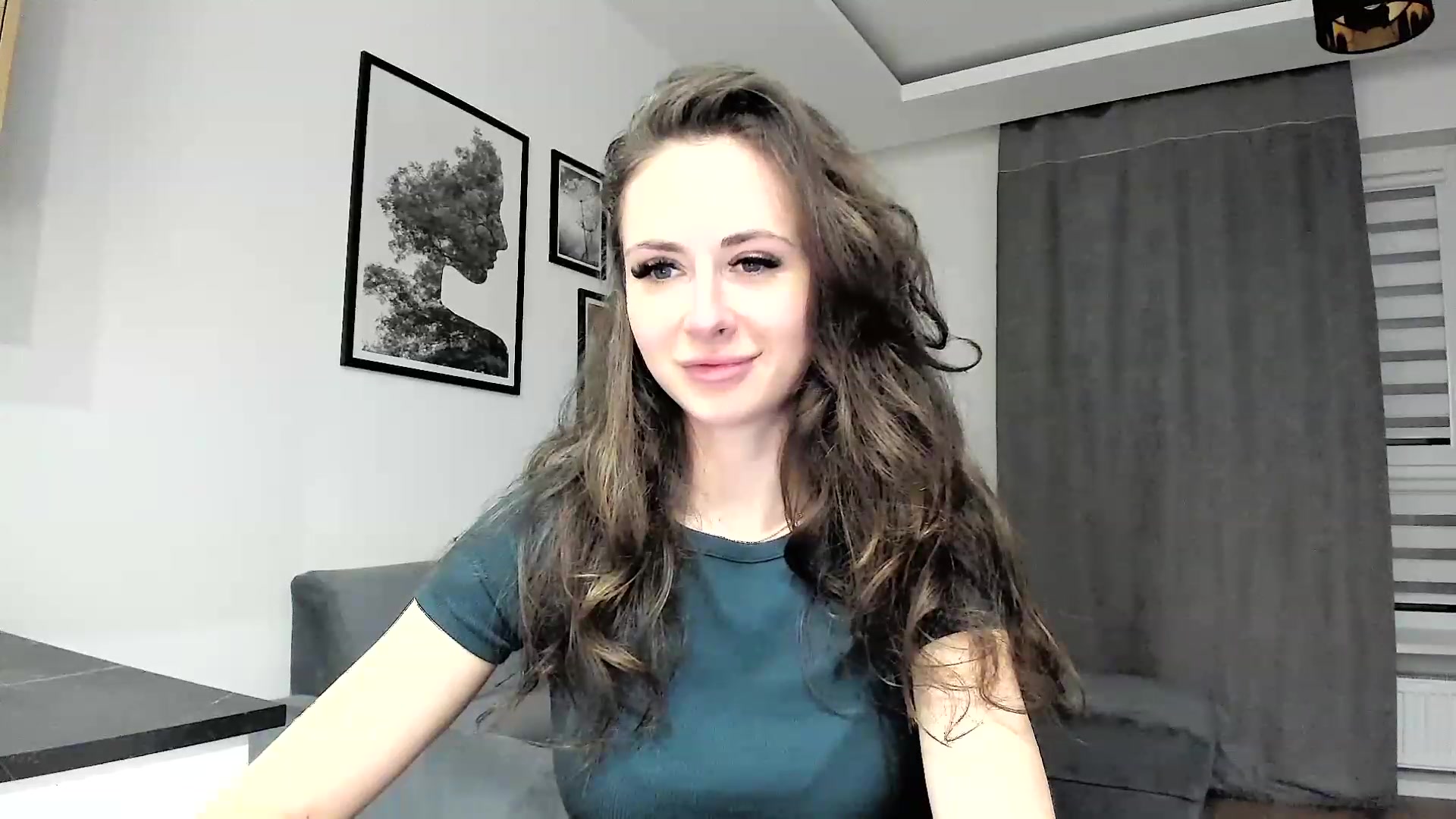 Gallery image thumbnail from Amber_Fry's myfreecams stream on, 02/12/2024, 18:51 image 14 of 20