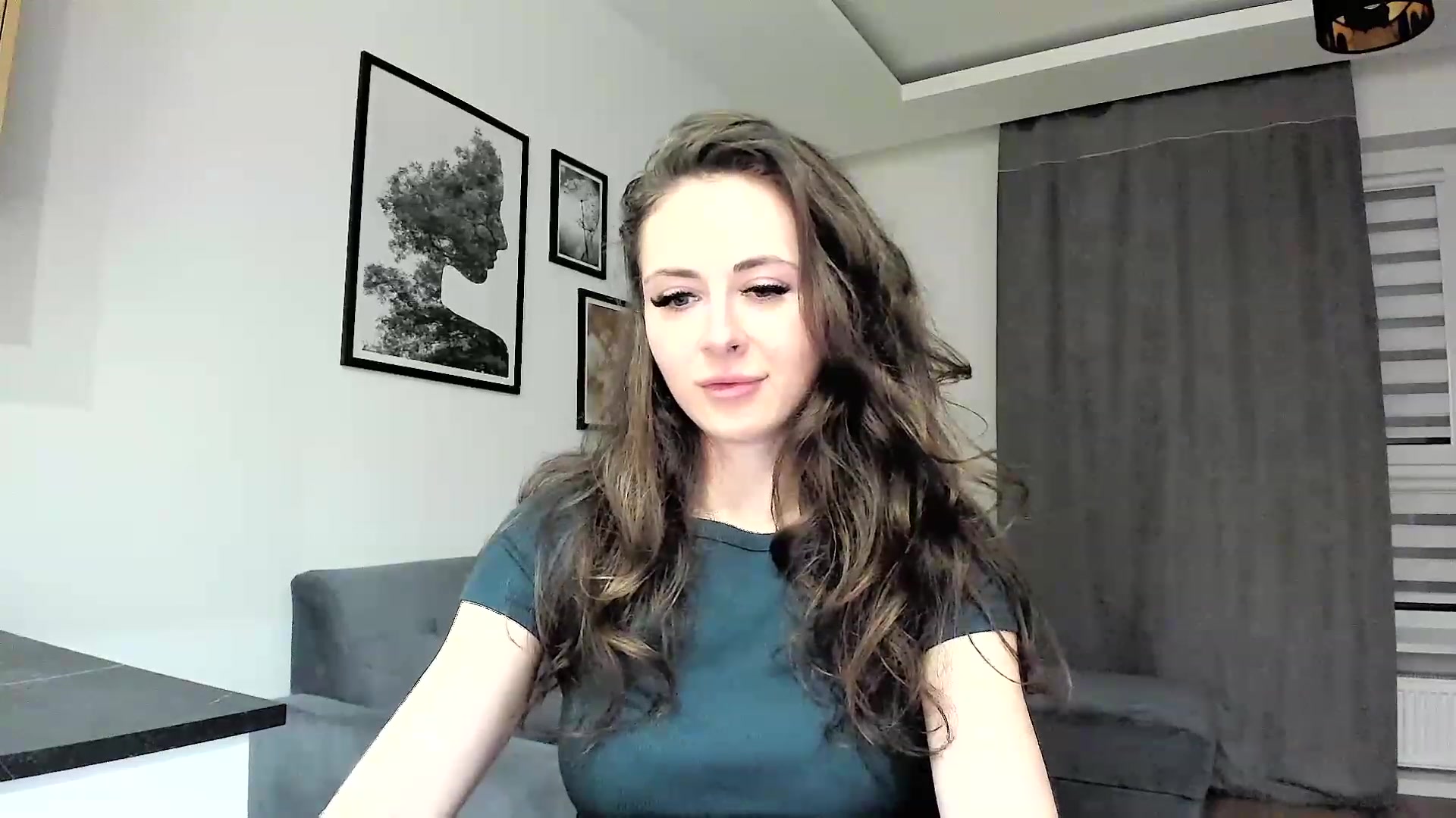 Gallery image thumbnail from Amber_Fry's myfreecams stream on, 02/12/2024, 18:51 image 17 of 20