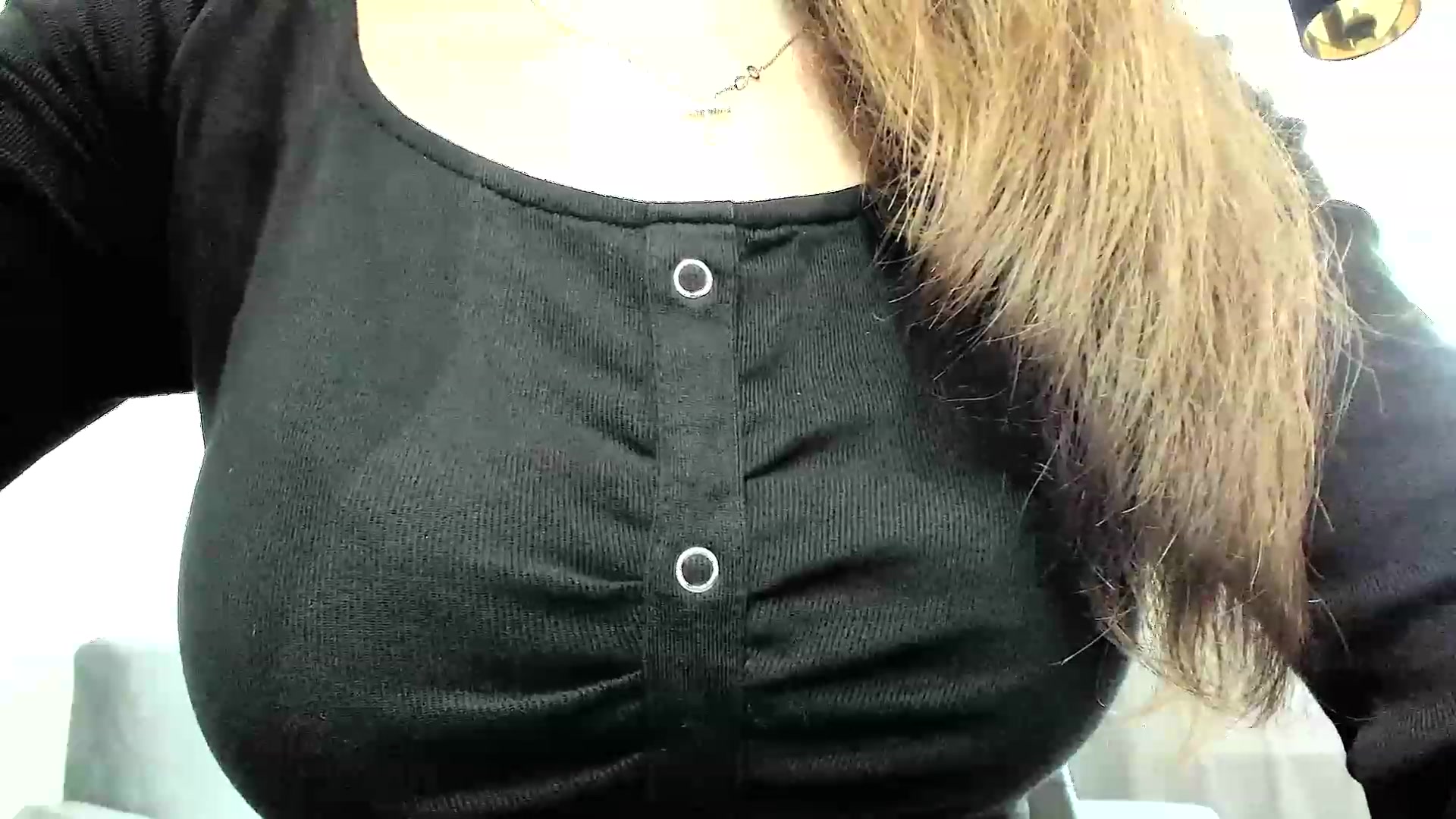 Gallery image thumbnail from Amber_Fry's myfreecams stream on, 02/18/2024, 15:46 image 8 of 20