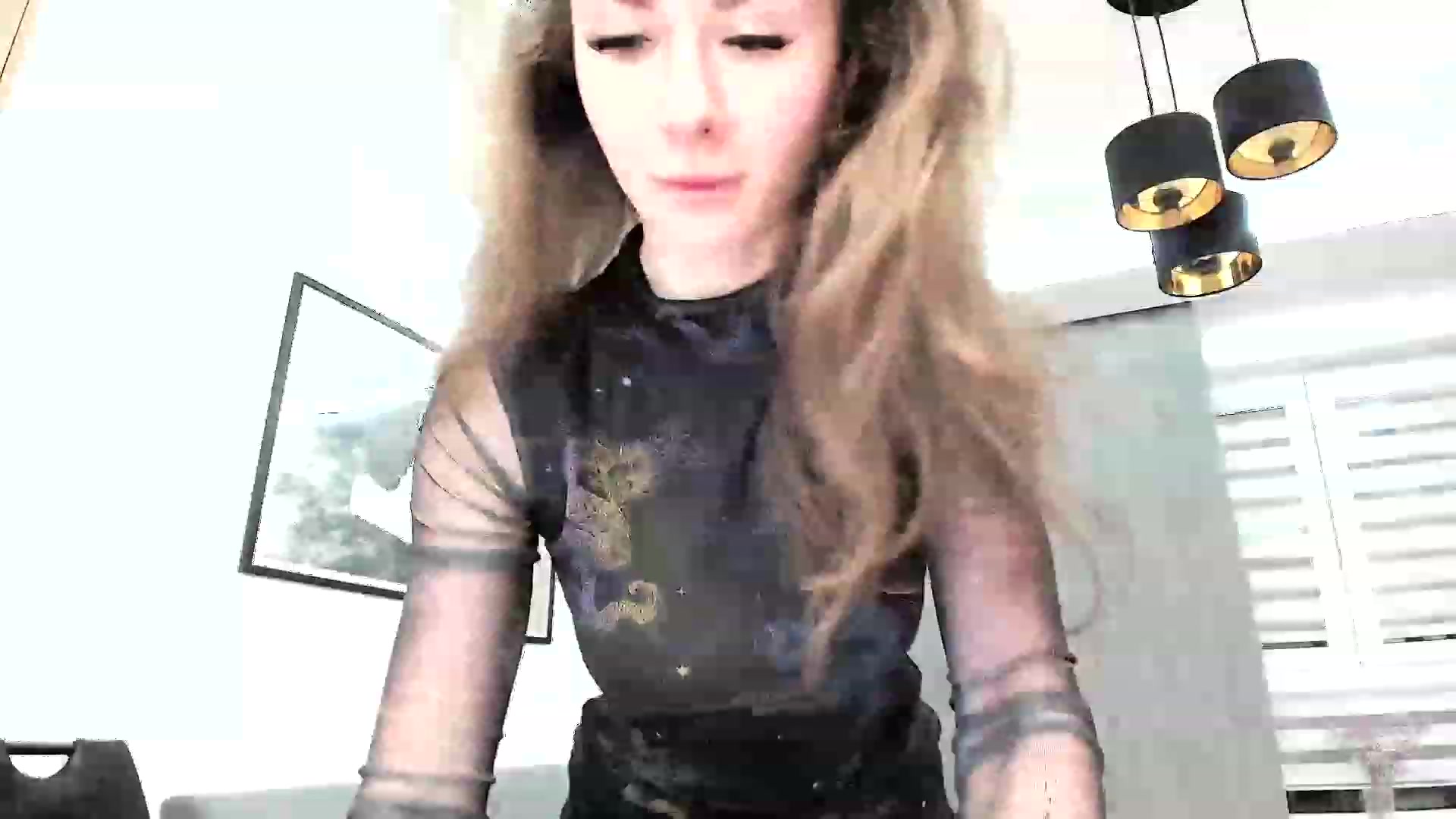 Gallery image thumbnail from Amber_Fry's myfreecams stream on, 02/19/2024, 17:40 image 11 of 20