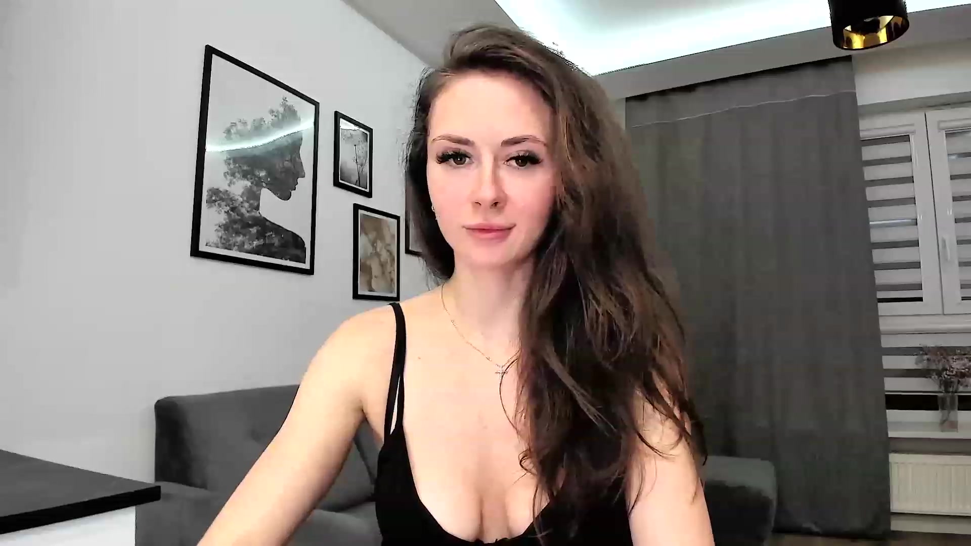 Gallery image thumbnail from Amber_Fry's myfreecams stream on, 02/19/2024, 19:46 image 12 of 20