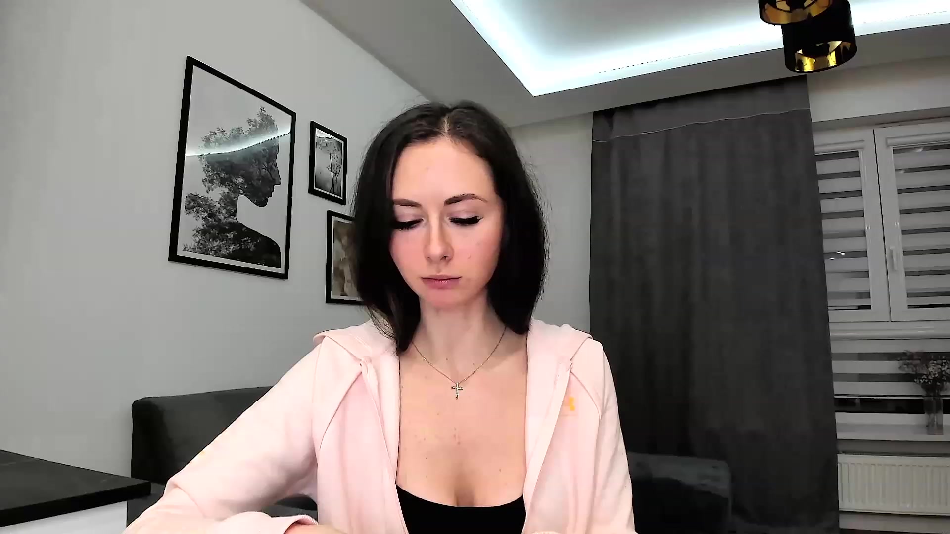 Gallery image thumbnail from Amber_Fry's myfreecams stream on, 02/21/2024, 17:39 image 20 of 20