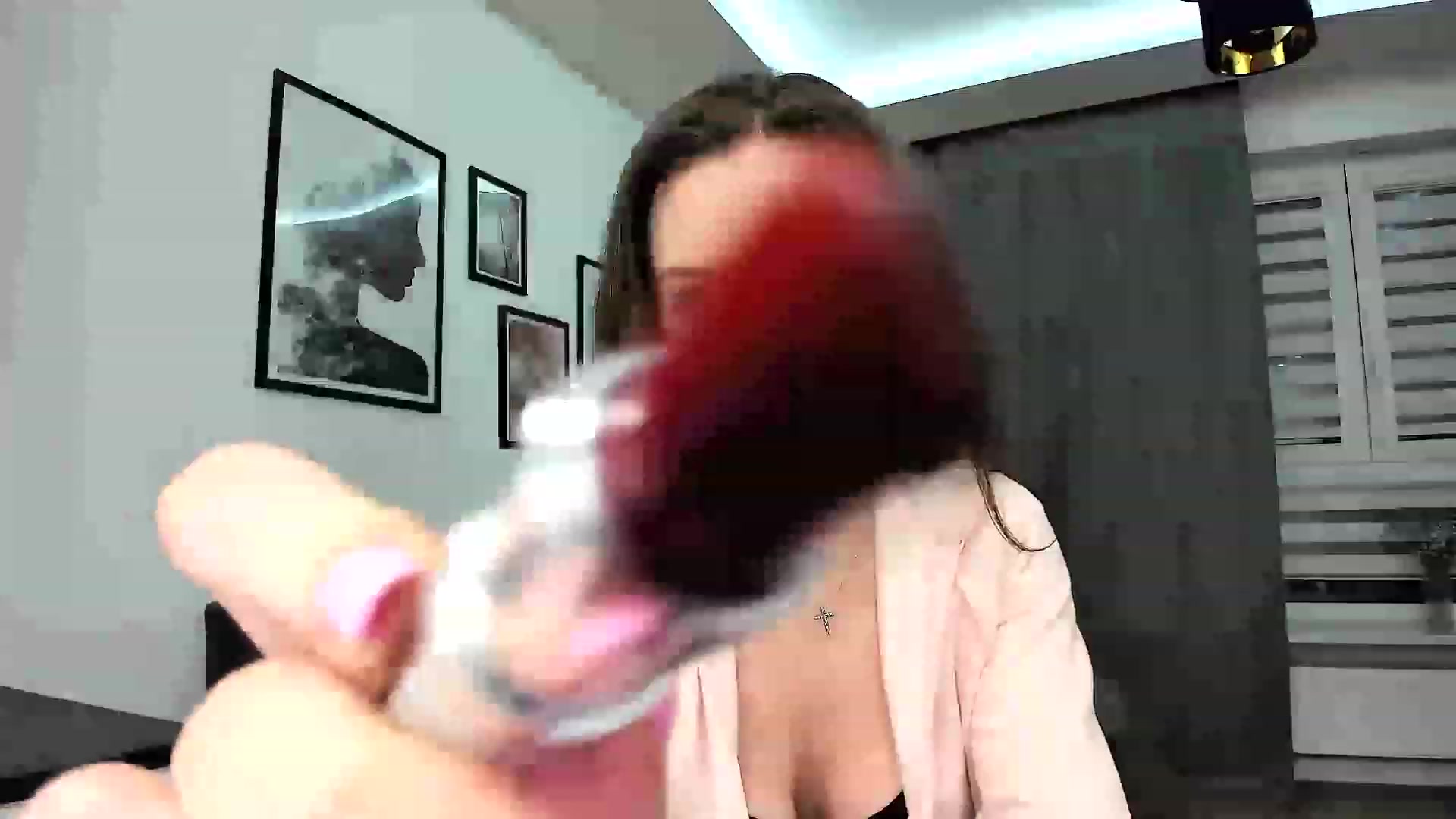 Gallery image thumbnail from Amber_Fry's myfreecams stream on, 02/21/2024, 19:29 image 9 of 20