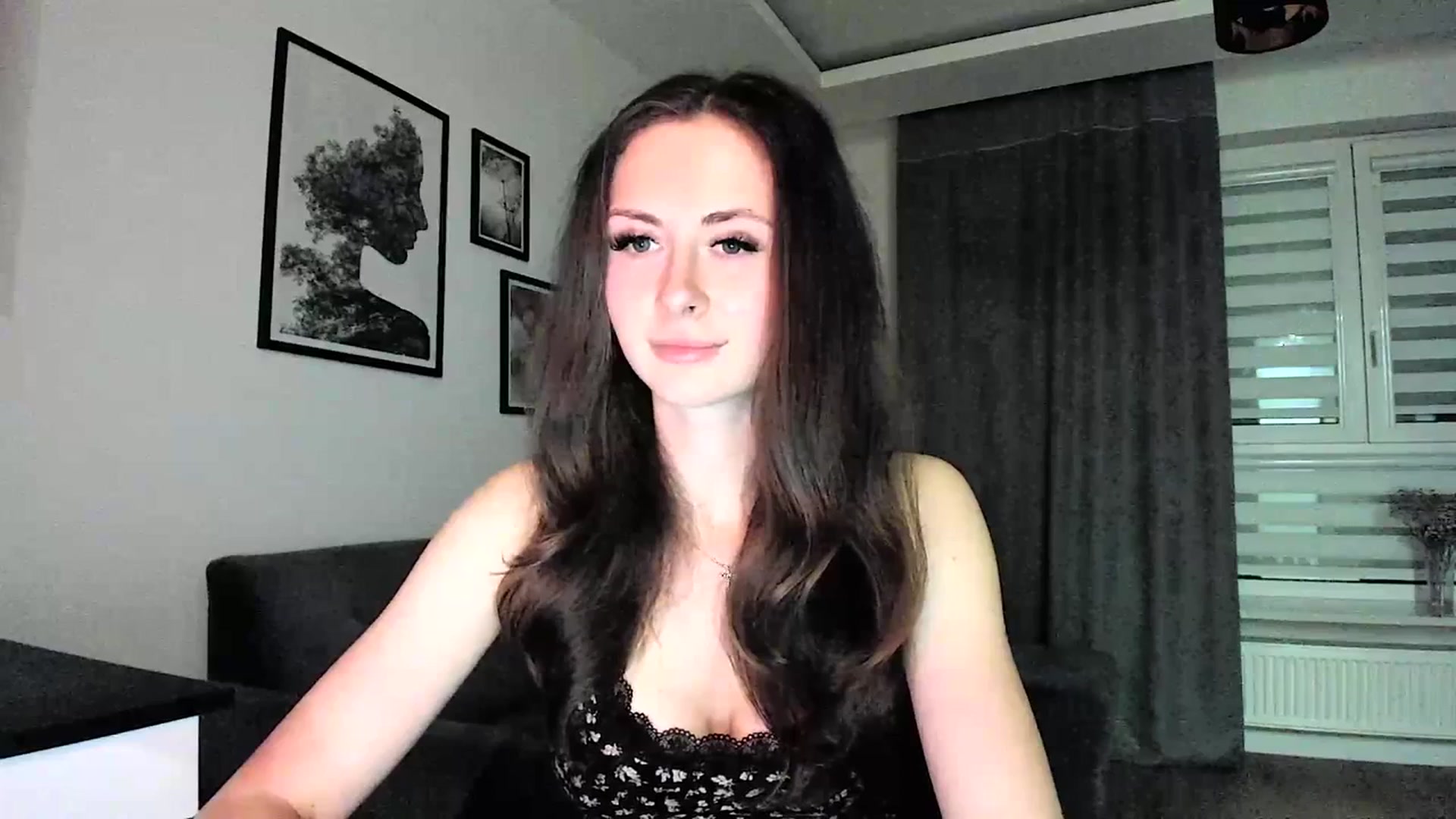 Gallery image thumbnail from Amber_Fry's myfreecams stream on, 02/22/2024, 18:33 image 9 of 20