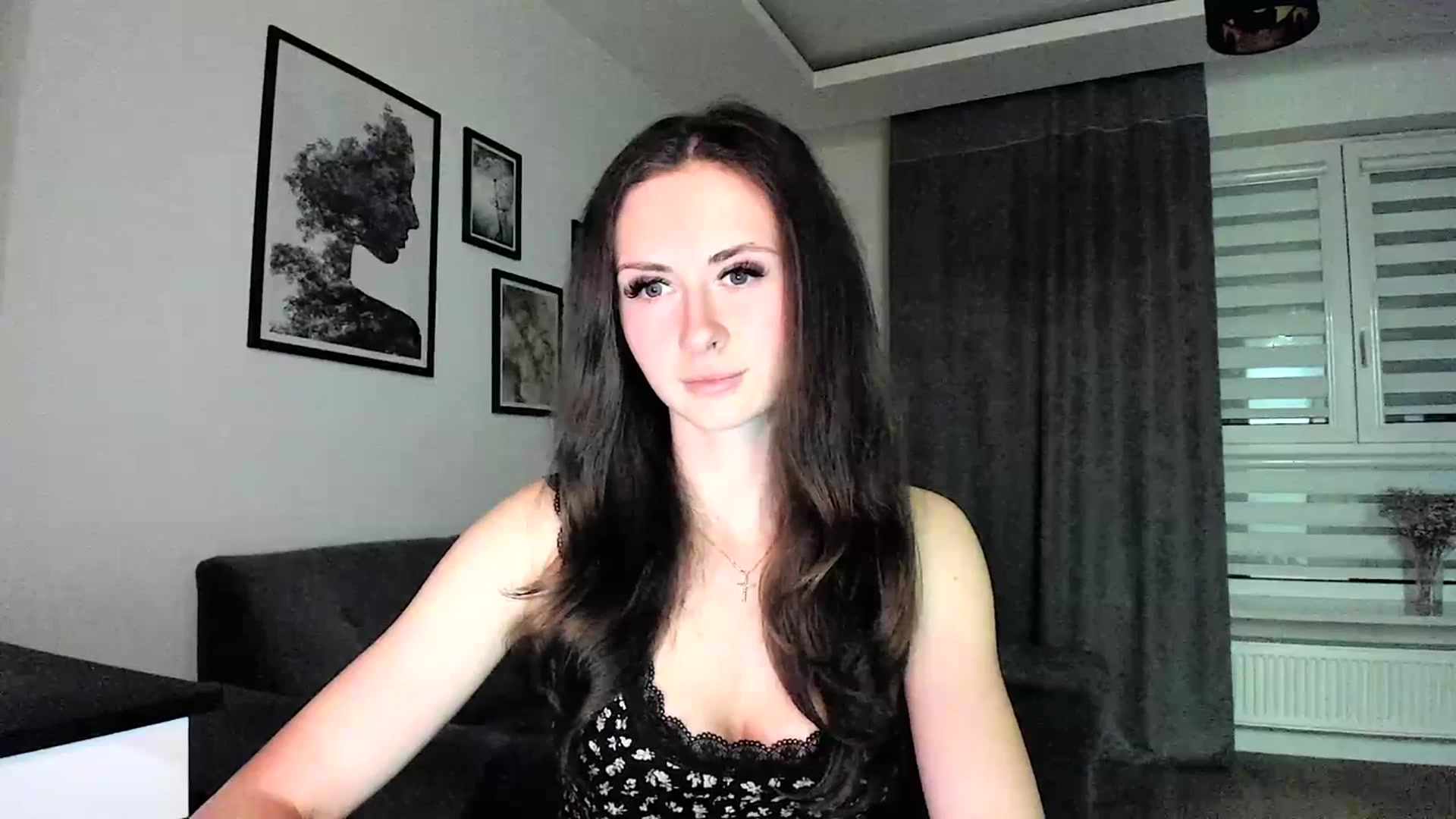 Gallery image thumbnail from Amber_Fry's myfreecams stream on, 02/22/2024, 18:33 image 4 of 20