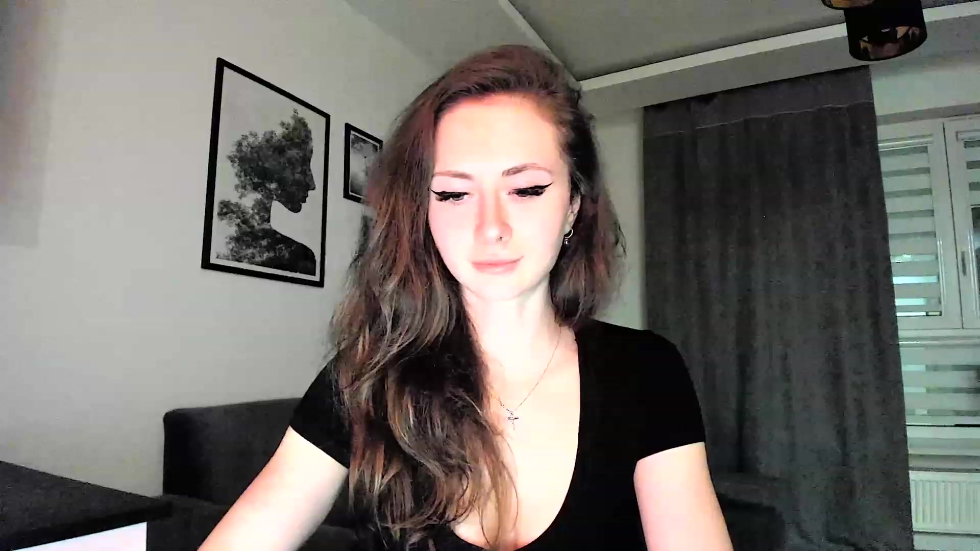 Gallery image thumbnail from Amber_Fry's myfreecams stream on, 02/26/2024, 18:46 image 8 of 20