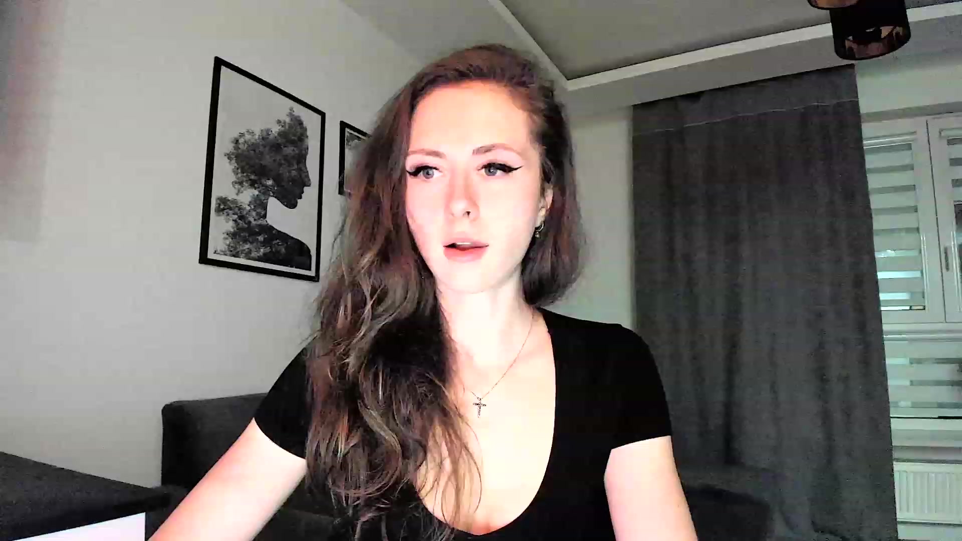 Gallery image thumbnail from Amber_Fry's myfreecams stream on, 02/26/2024, 18:46 image 4 of 20