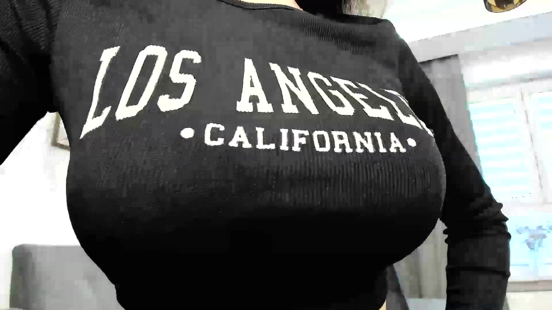 Gallery image thumbnail from Amber_Fry's myfreecams stream on, 02/27/2024, 16:43 image 9 of 20