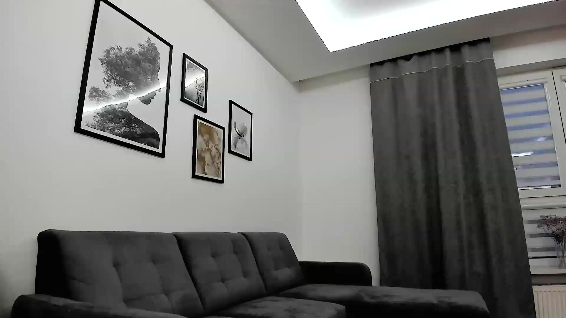 Gallery image thumbnail from Amber_Fry's myfreecams stream on, 02/27/2024, 16:43 image 18 of 20