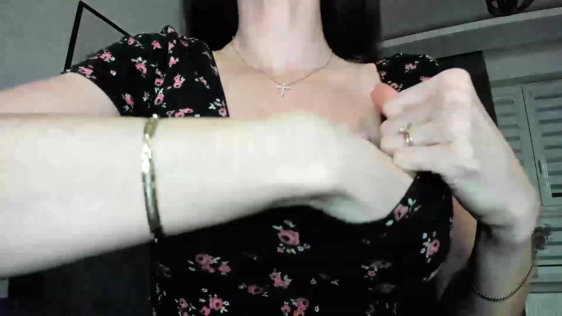 Gallery image thumbnail from Amber_Fry's myfreecams stream on, 02/29/2024, 17:24 image 18 of 20