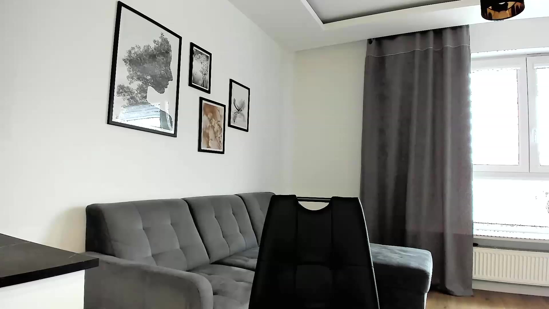 Gallery image thumbnail from Amber_Fry's myfreecams stream on, 03/02/2024, 14:15 image 11 of 20