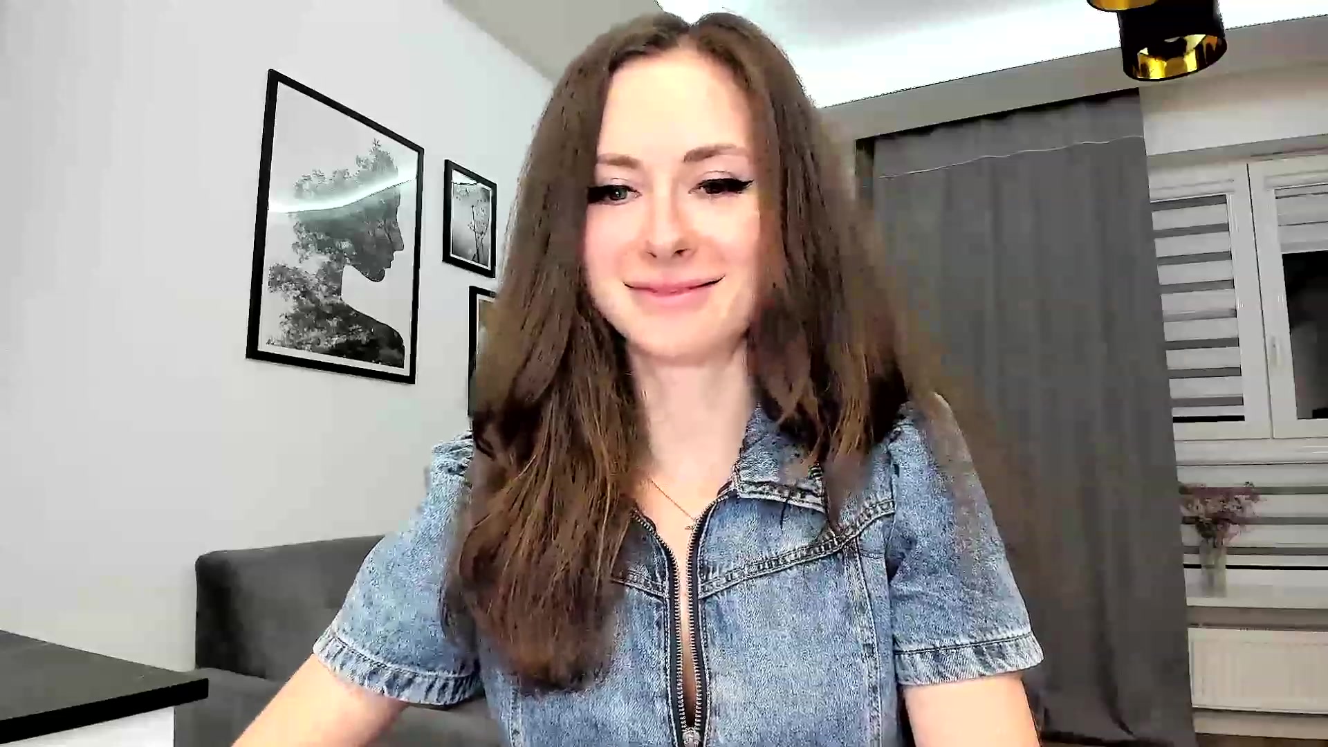 Gallery image thumbnail from Amber_Fry's myfreecams stream on, 03/06/2024, 18:45 image 16 of 20