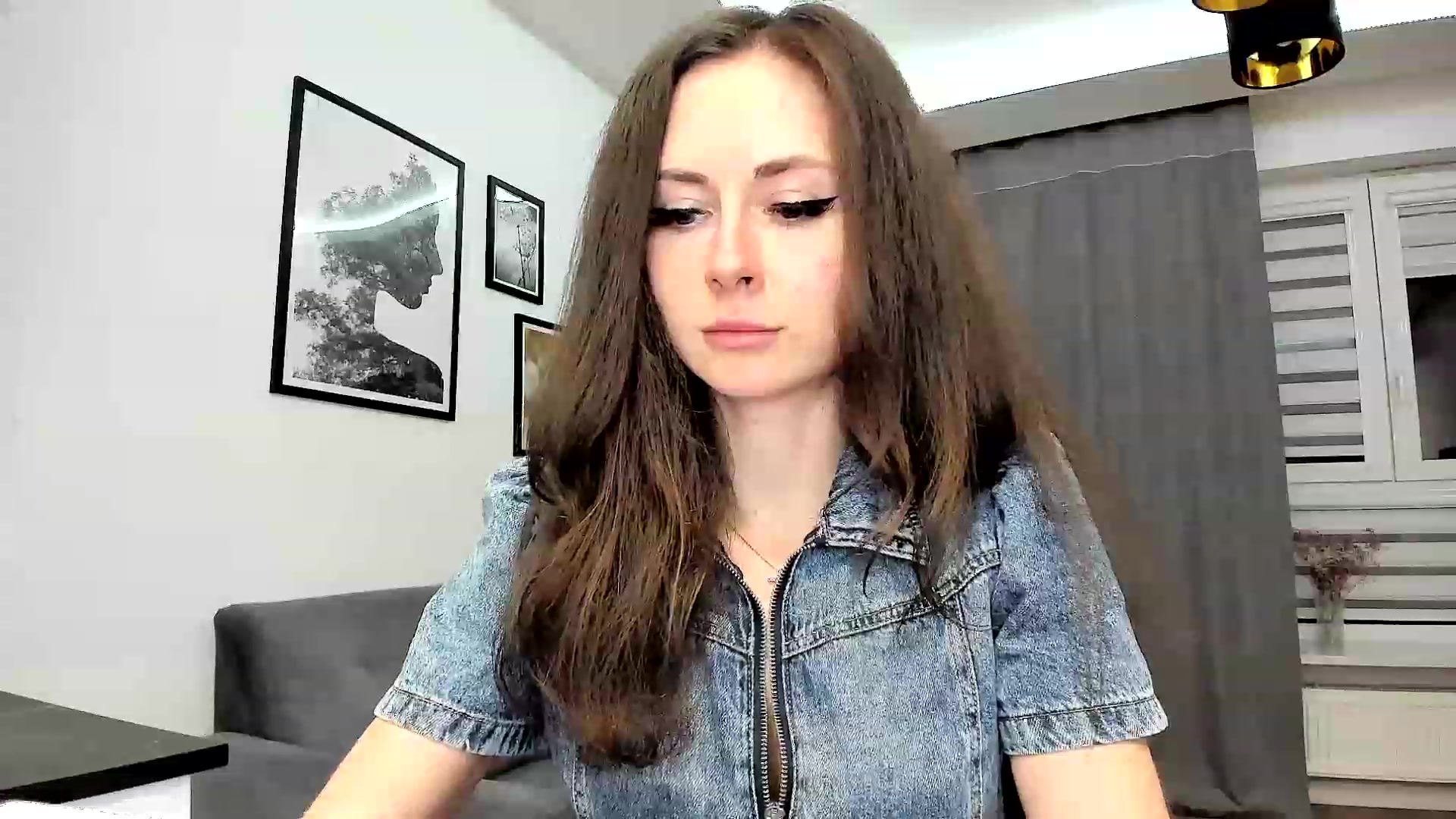 Gallery image thumbnail from Amber_Fry's myfreecams stream on, 03/06/2024, 18:45 image 15 of 20