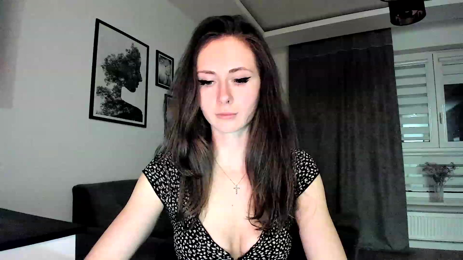 Gallery image thumbnail from Amber_Fry's myfreecams stream on, 03/08/2024, 18:17 image 10 of 20