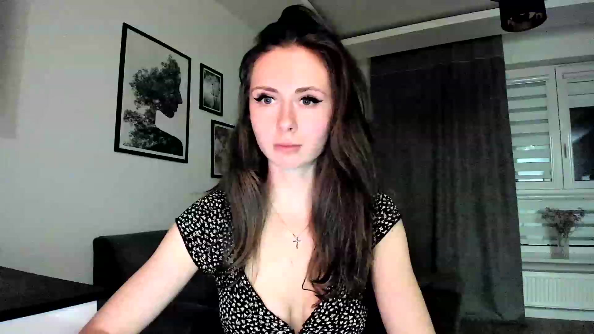 Gallery image thumbnail from Amber_Fry's myfreecams stream on, 03/08/2024, 18:17 image 14 of 20