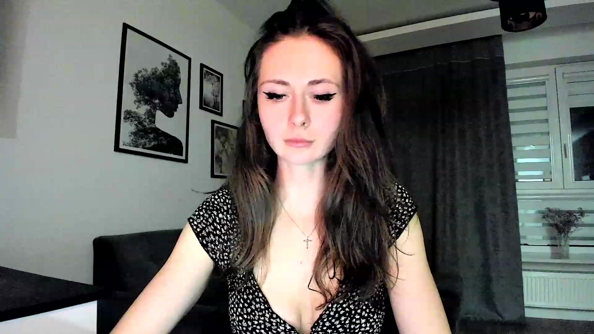 Gallery image thumbnail from Amber_Fry's myfreecams stream on, 03/08/2024, 18:17 image 18 of 20