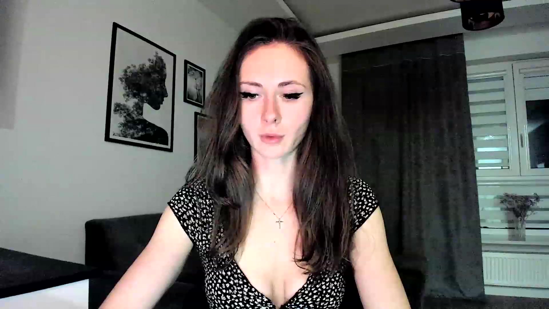 Gallery image thumbnail from Amber_Fry's myfreecams stream on, 03/08/2024, 18:17 image 8 of 20