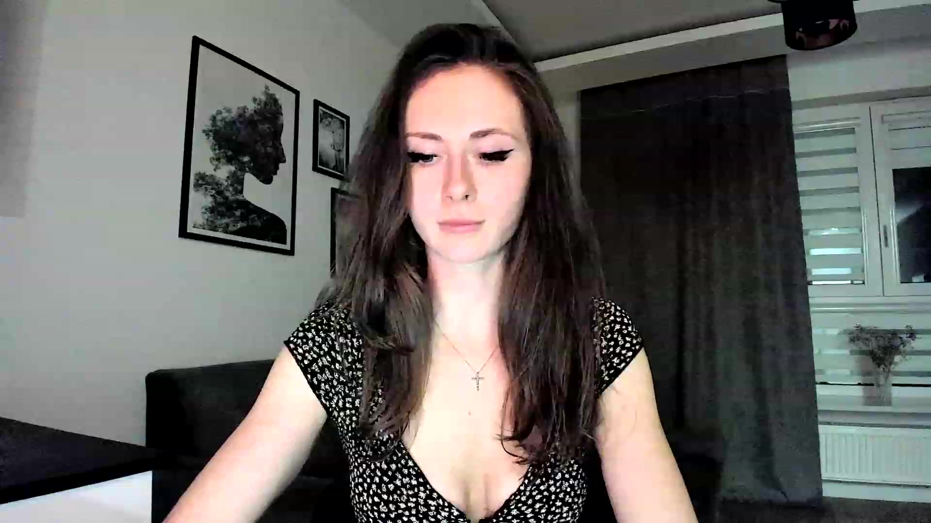 Gallery image thumbnail from Amber_Fry's myfreecams stream on, 03/08/2024, 18:17 image 11 of 20