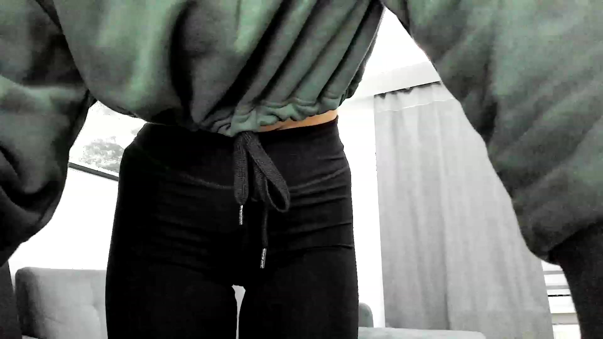 Gallery image thumbnail from Amber_Fry's myfreecams stream on, 03/11/2024, 18:16 image 7 of 20
