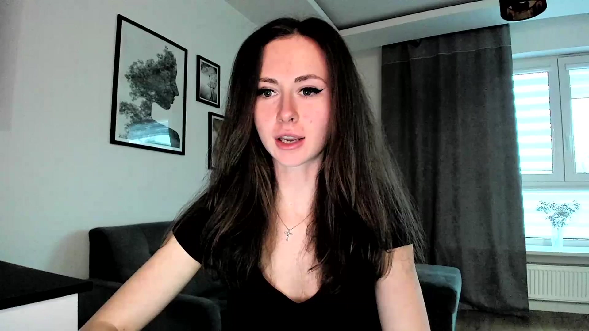 Gallery image thumbnail from Amber_Fry's myfreecams stream on, 03/12/2024, 16:34 image 3 of 20