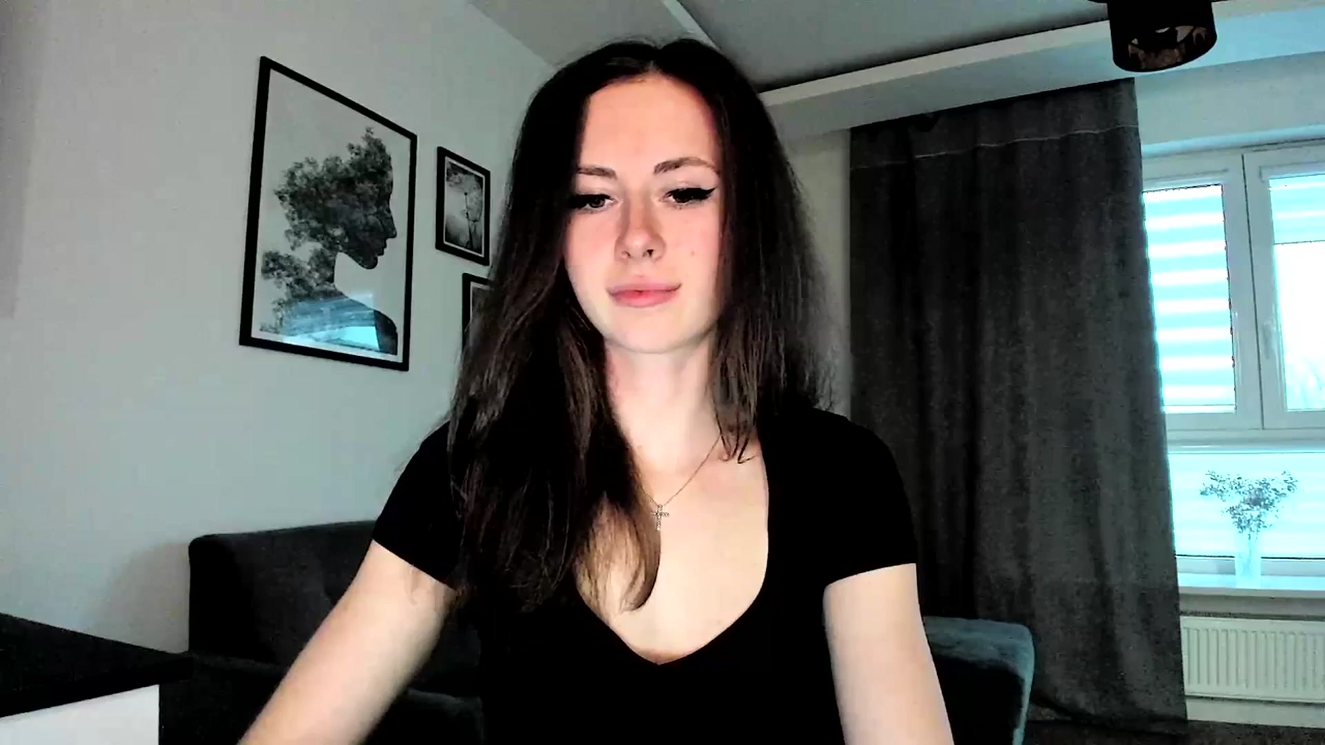 Gallery image thumbnail from Amber_Fry's myfreecams stream on, 03/12/2024, 16:34 image 10 of 20
